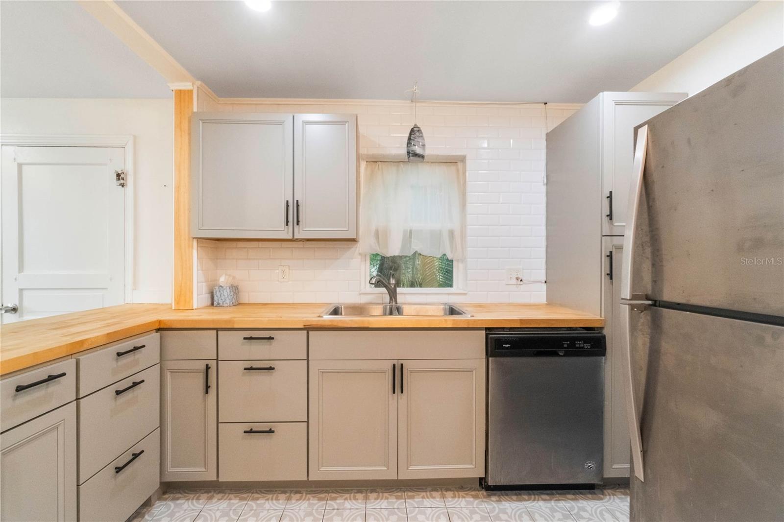 823 JERSEY AVE, SAINT CLOUD, FL, 34769