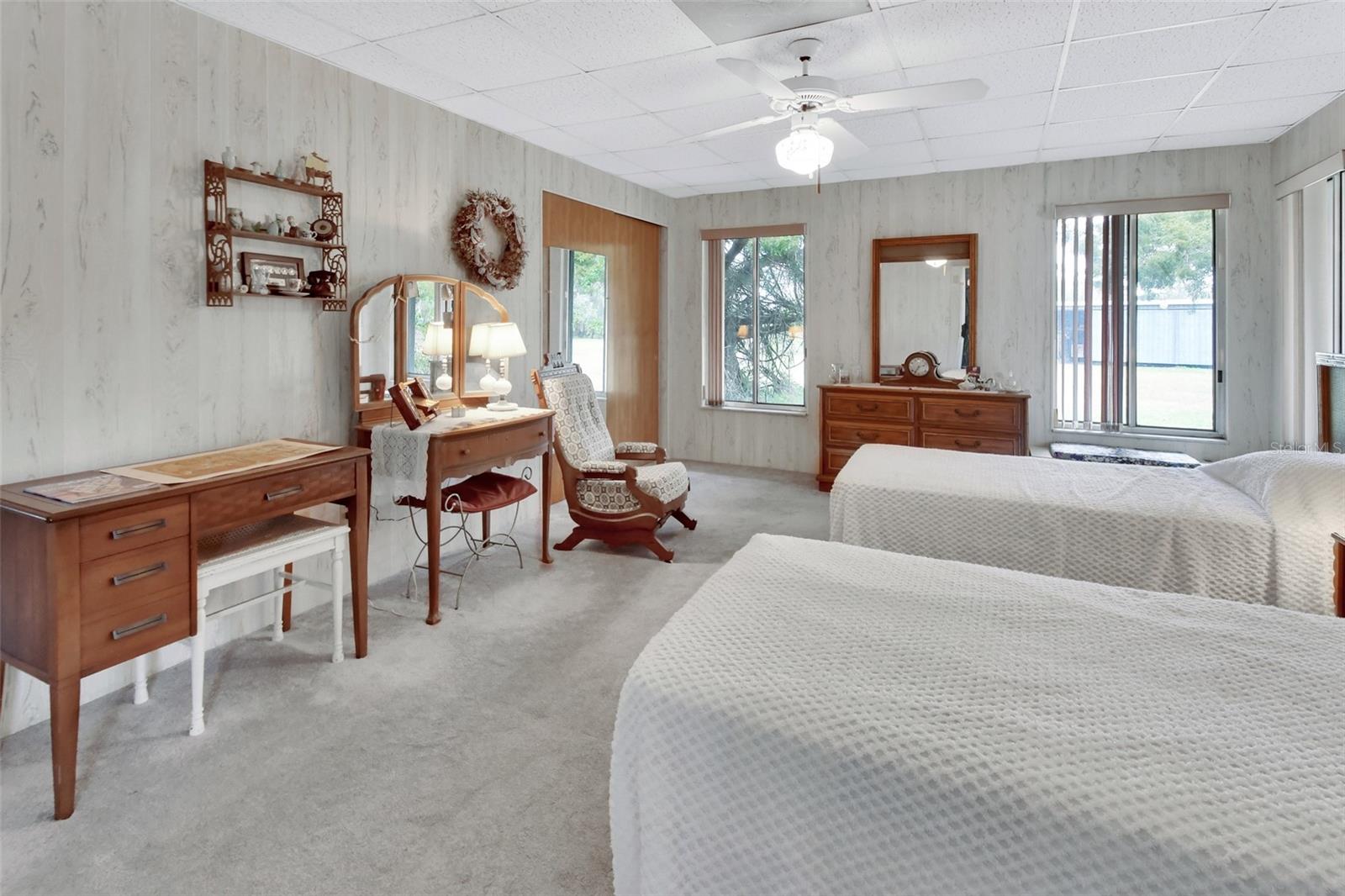 180 ROBINSON LN, SEVILLE, FL, 32190