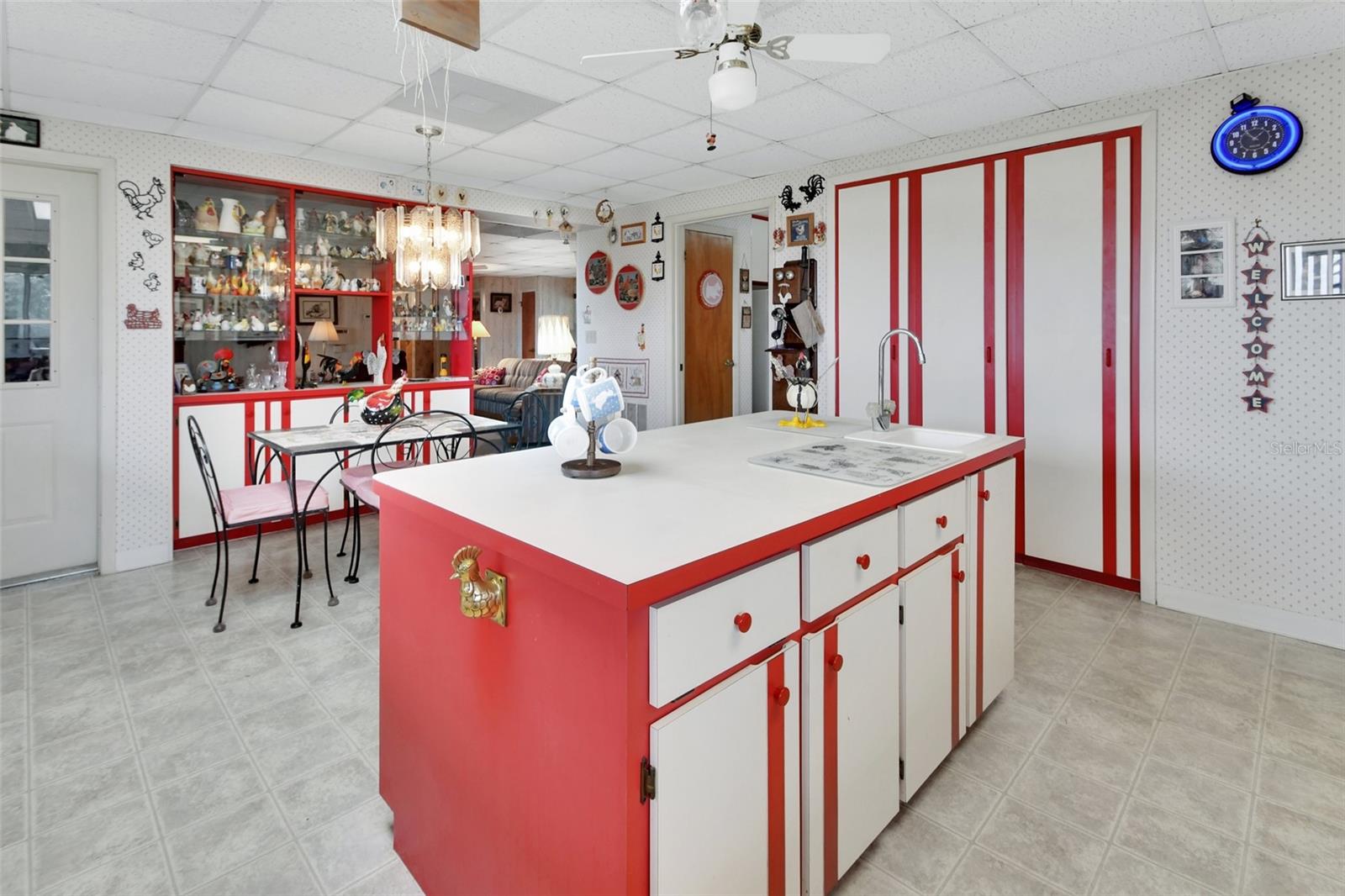 180 ROBINSON LN, SEVILLE, FL, 32190