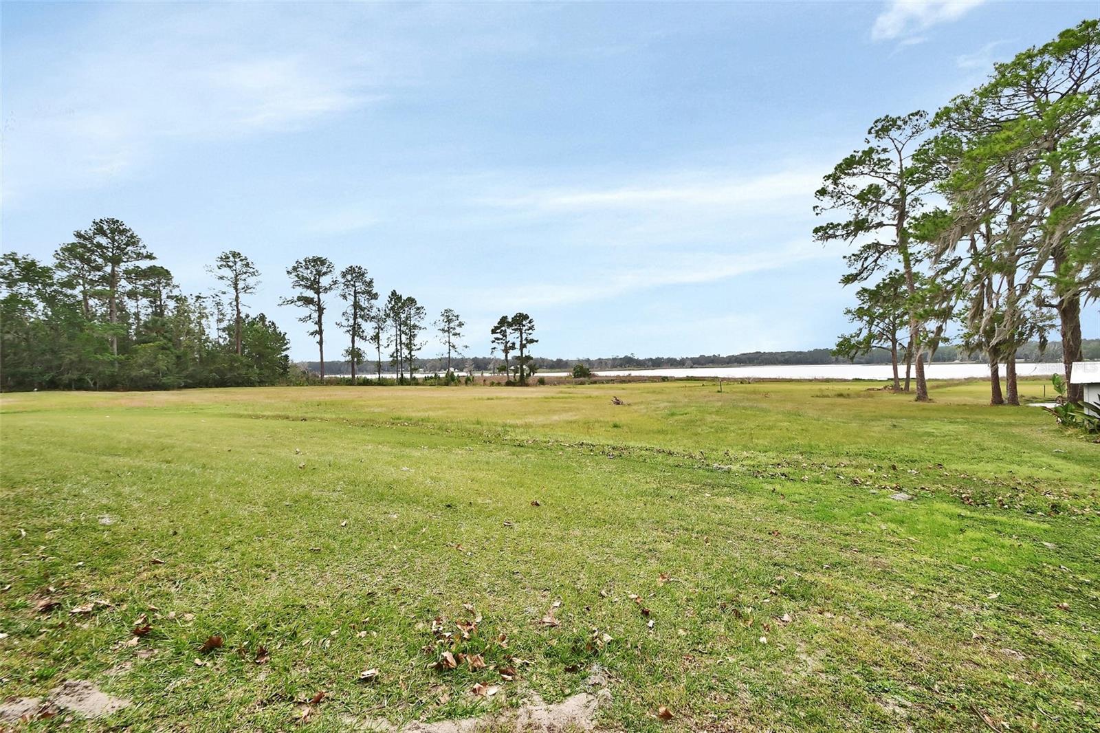 180 ROBINSON LN, SEVILLE, FL, 32190