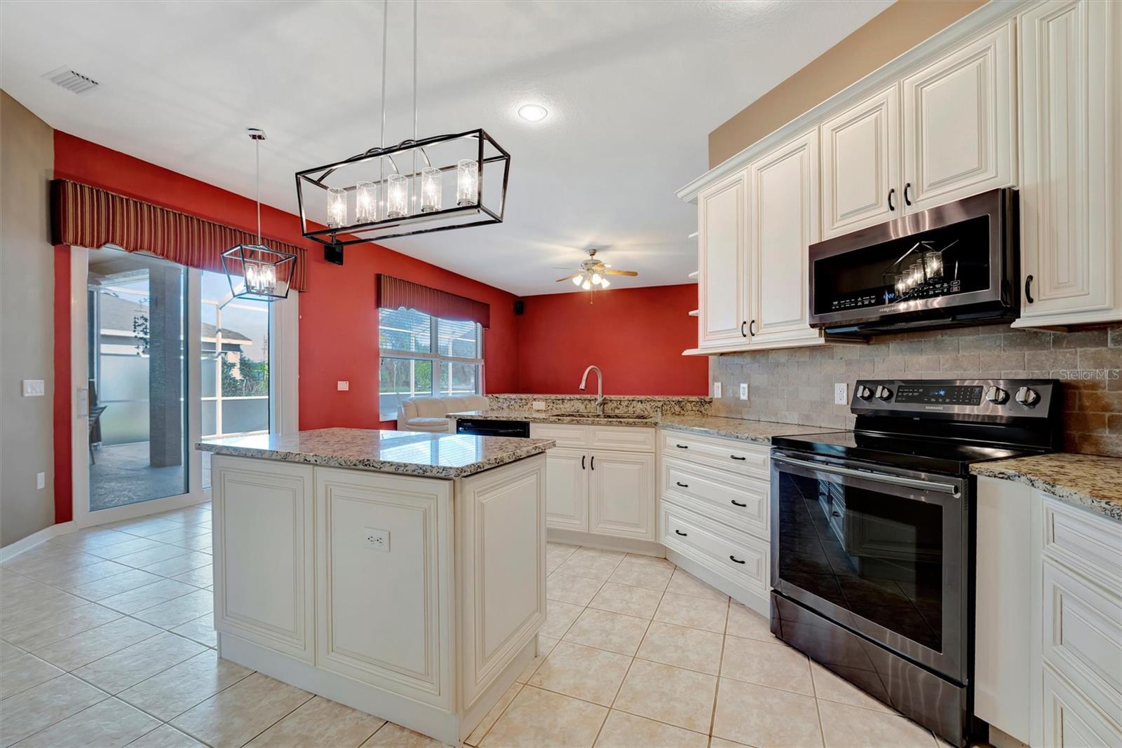 4423 USEPPA DR, BRADENTON, FL, 34203