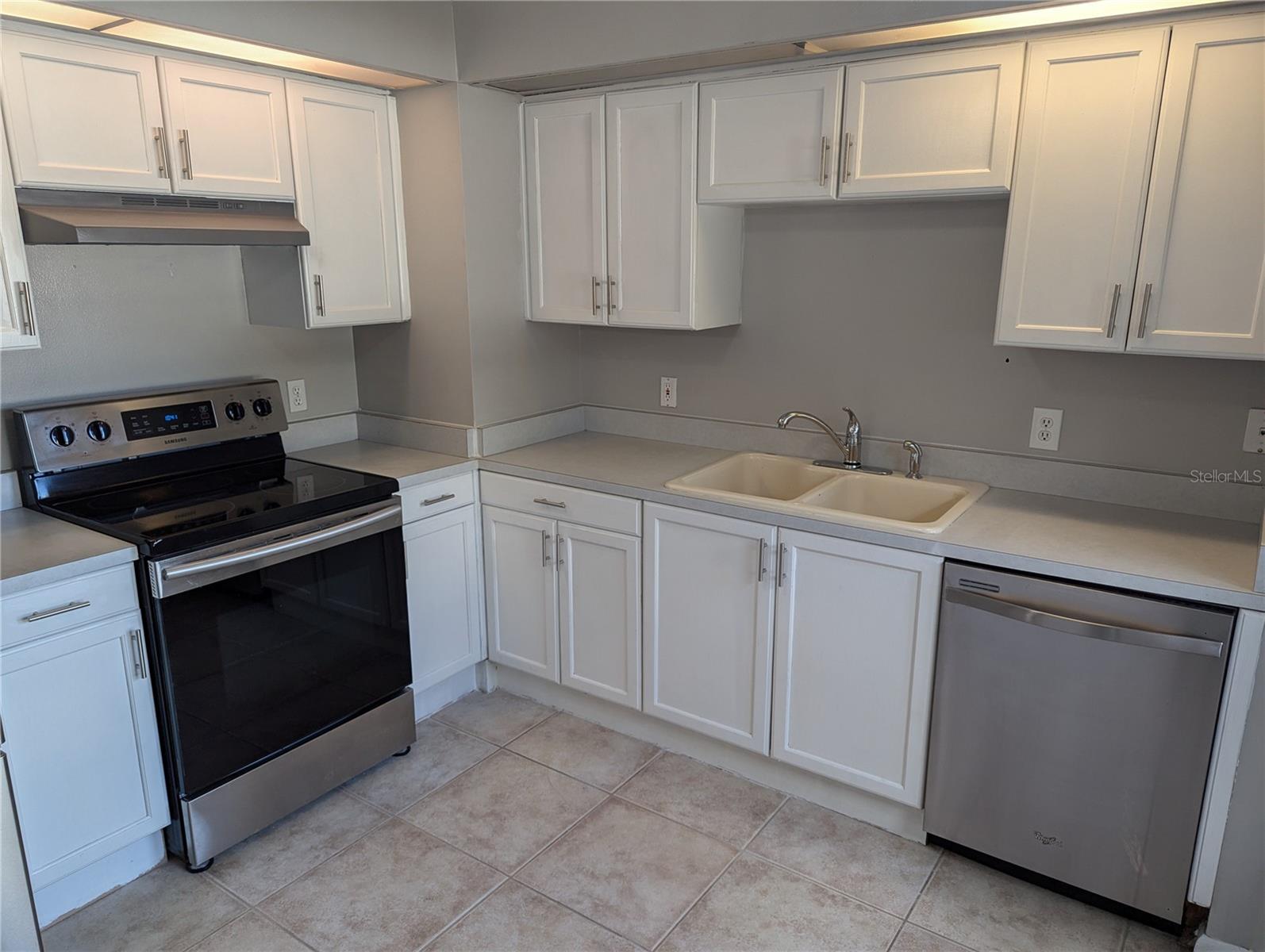 2108 E PARKTON DR, DELTONA, FL, 32725