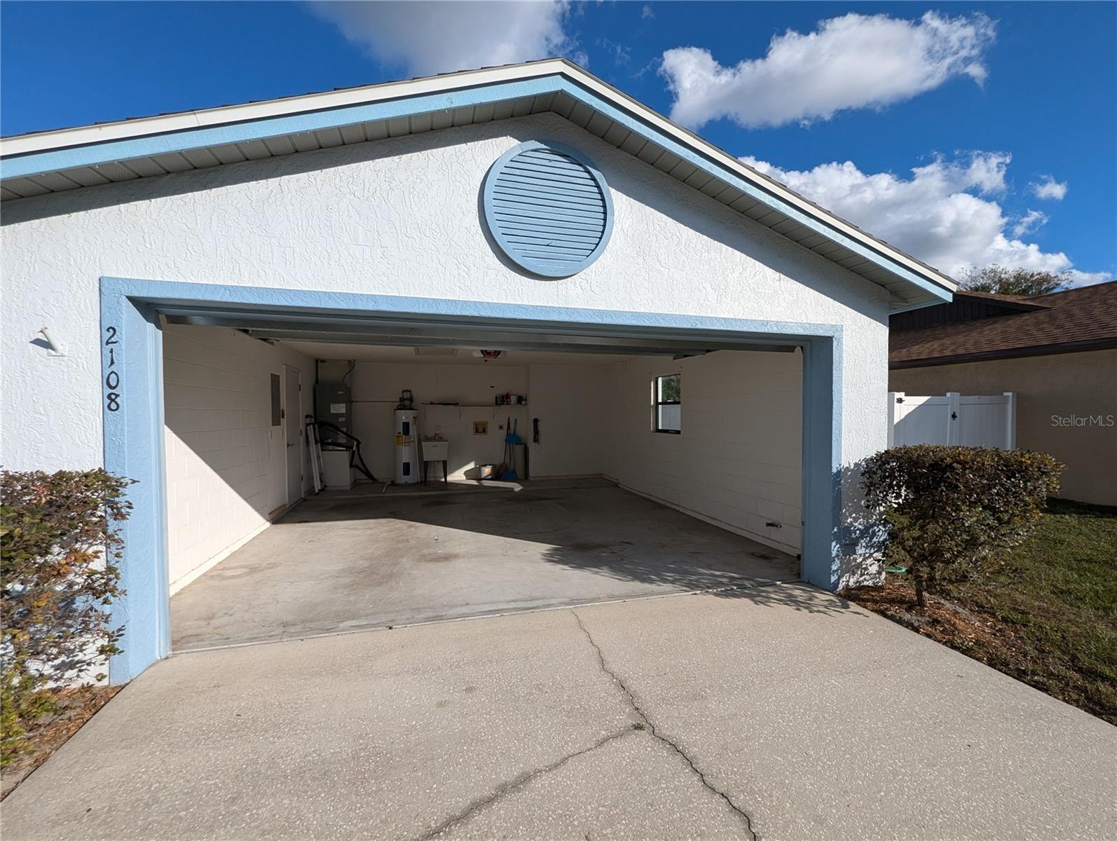 2108 E PARKTON DR, DELTONA, FL, 32725