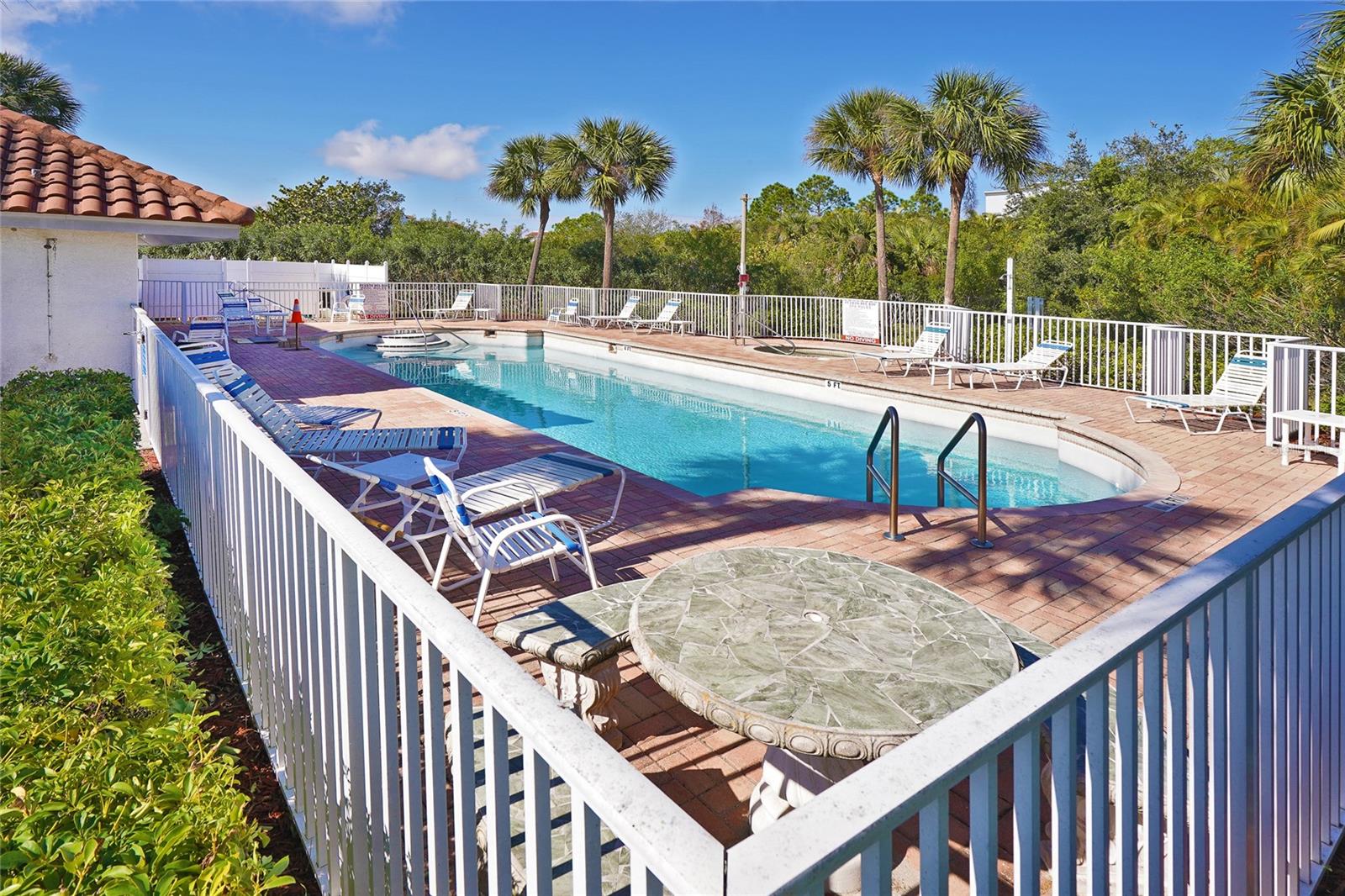 8922 LAGUNA LN #201, CAPE CANAVERAL, FL, 32920