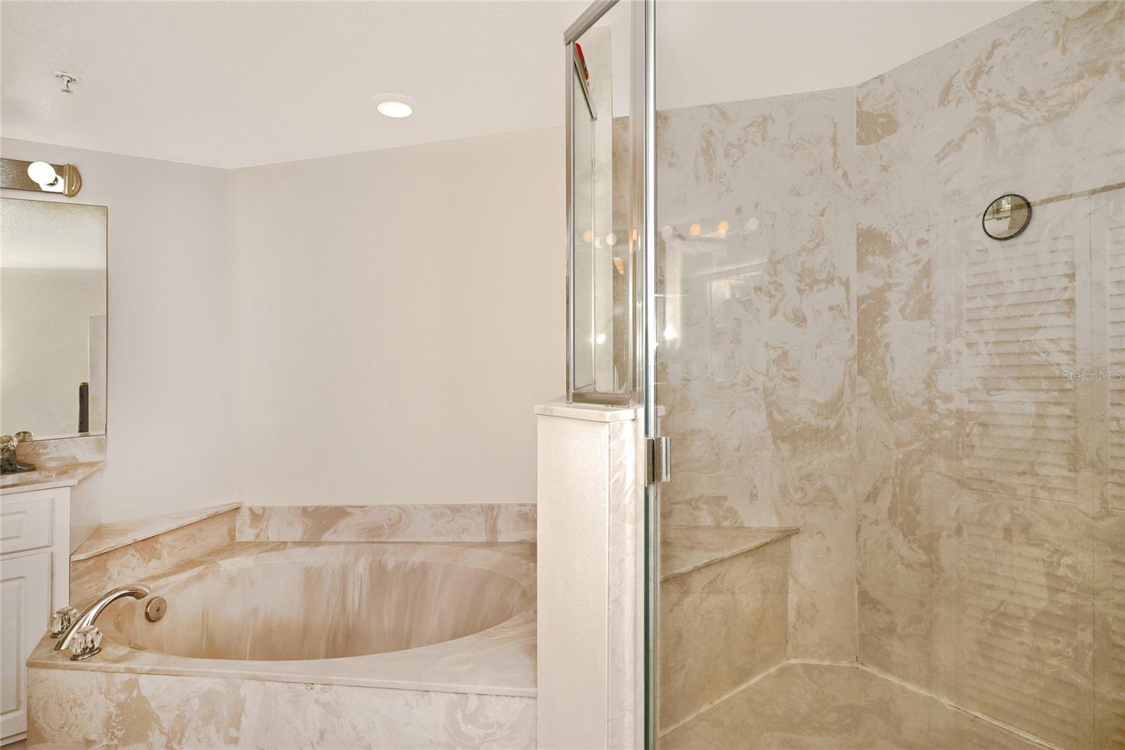 8922 LAGUNA LN #201, CAPE CANAVERAL, FL, 32920