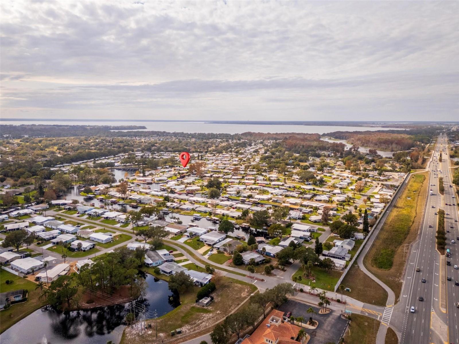 929 SUNSET CIR, TAVARES, FL, 32778