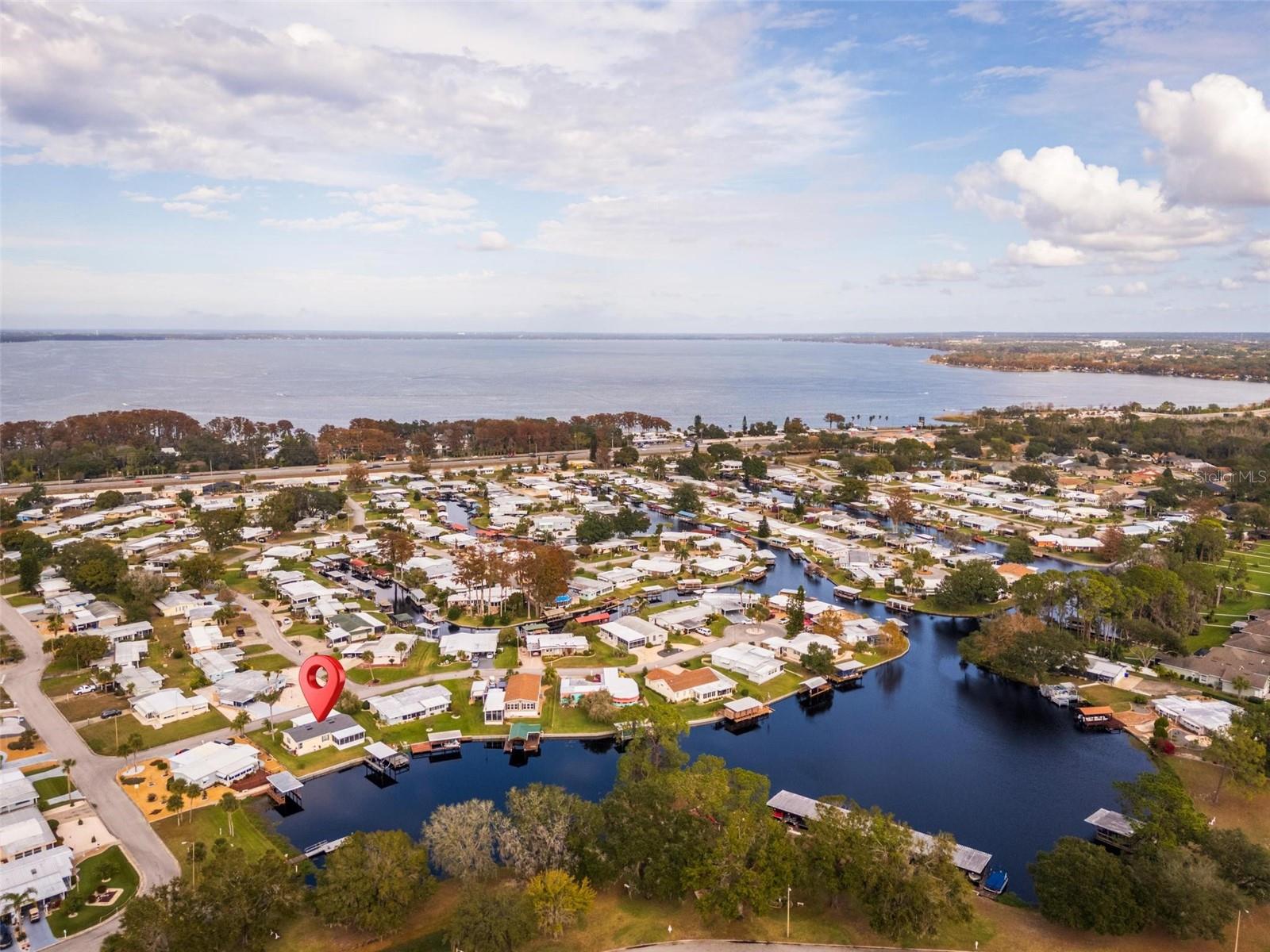 929 SUNSET CIR, TAVARES, FL, 32778