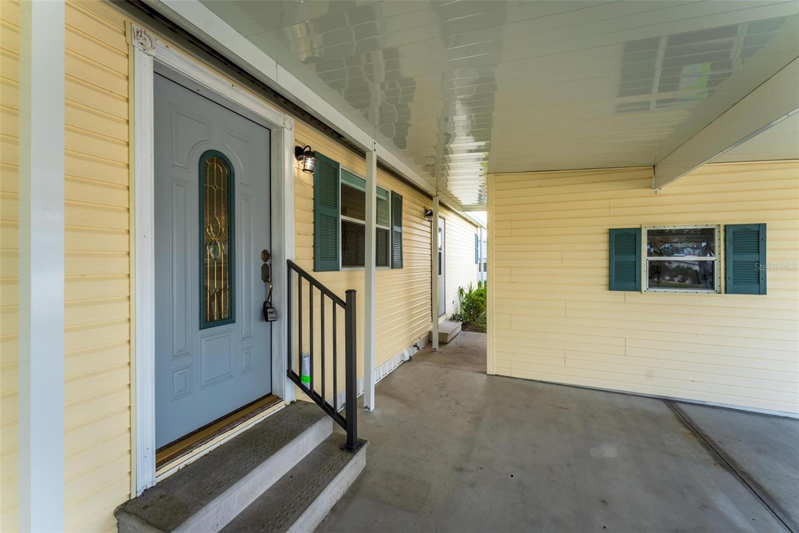 929 SUNSET CIR, TAVARES, FL, 32778