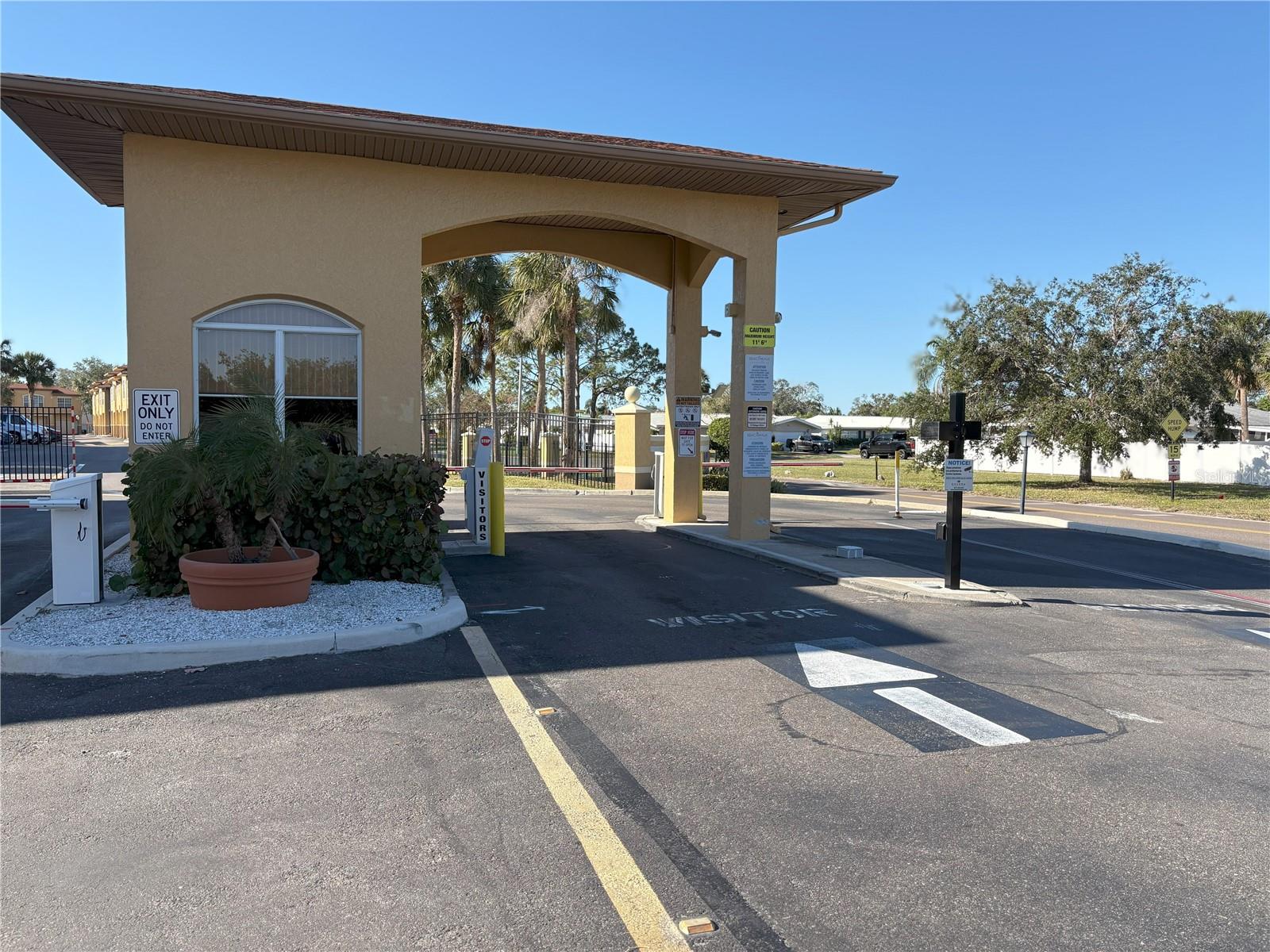 4333 BAYSIDE VILLAGE DR #314, TAMPA, FL, 33615