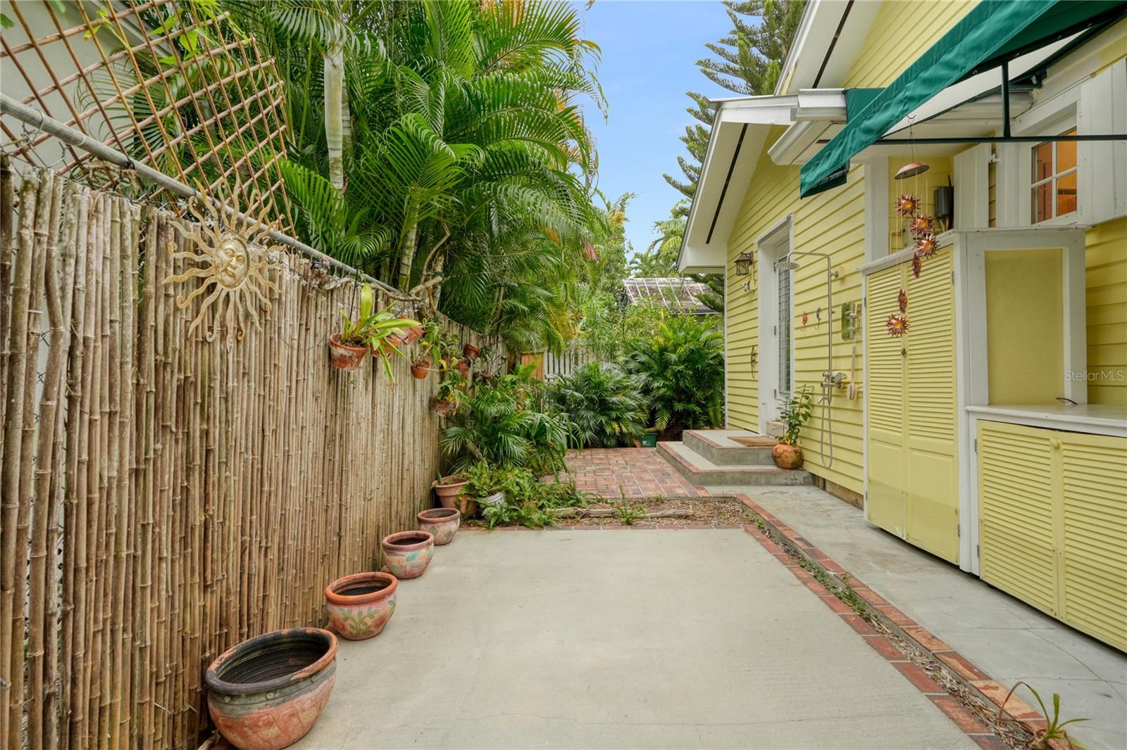 812 CARSTEN LN, KEY WEST, FL, 33040