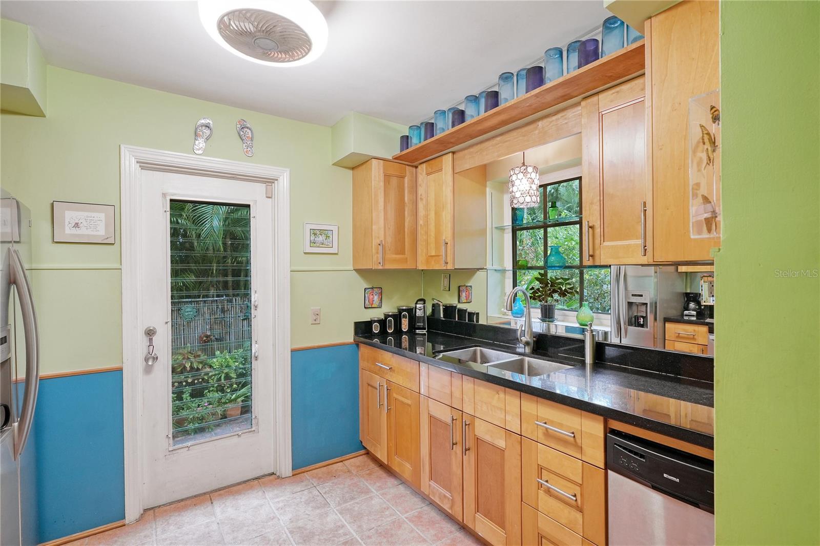 812 CARSTEN LN, KEY WEST, FL, 33040
