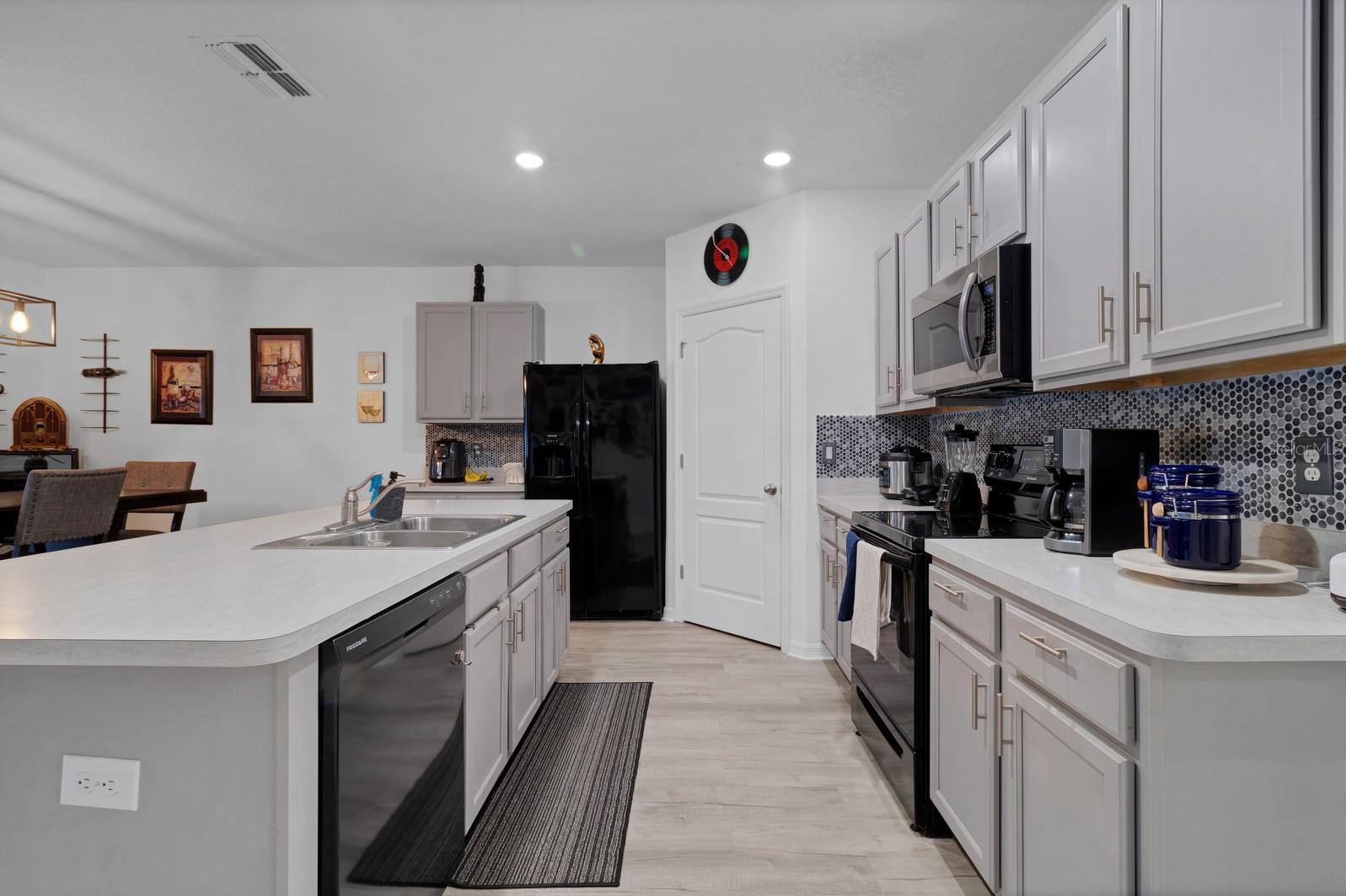 965 SHADY TREE LN, DAVENPORT, FL, 33897