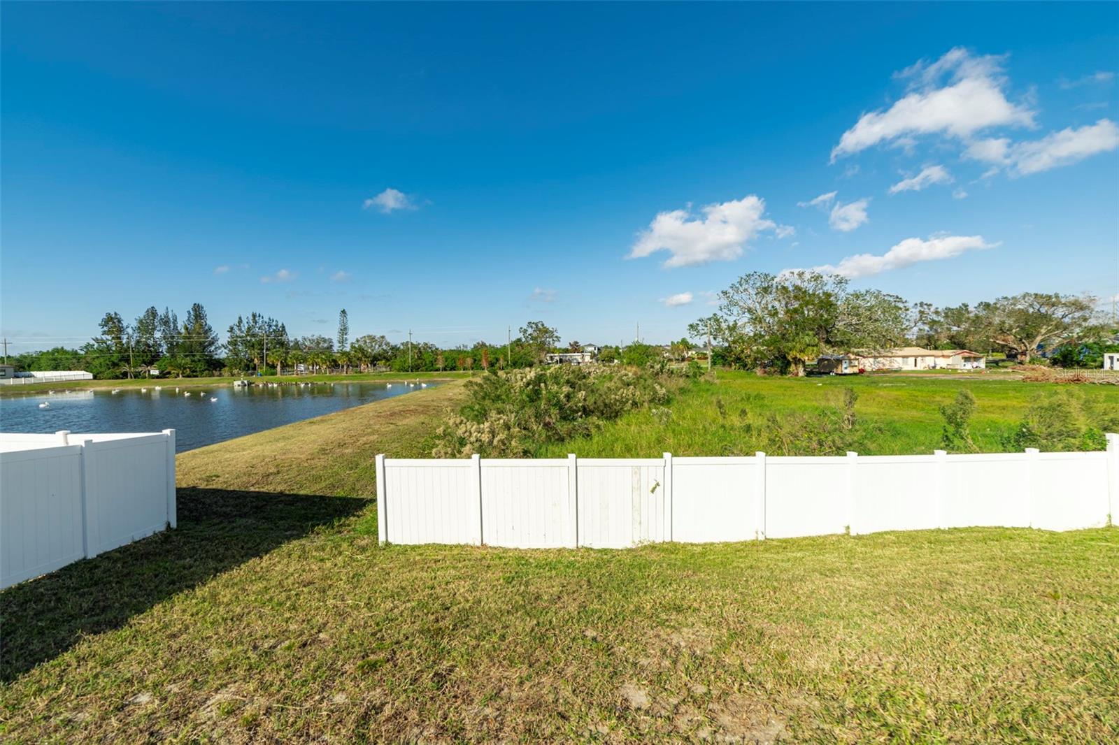 211 RAIN BERRY AVE, RUSKIN, FL, 33570