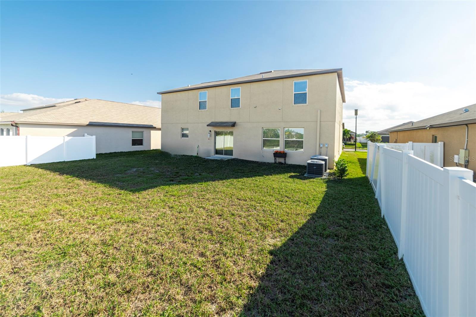 211 RAIN BERRY AVE, RUSKIN, FL, 33570