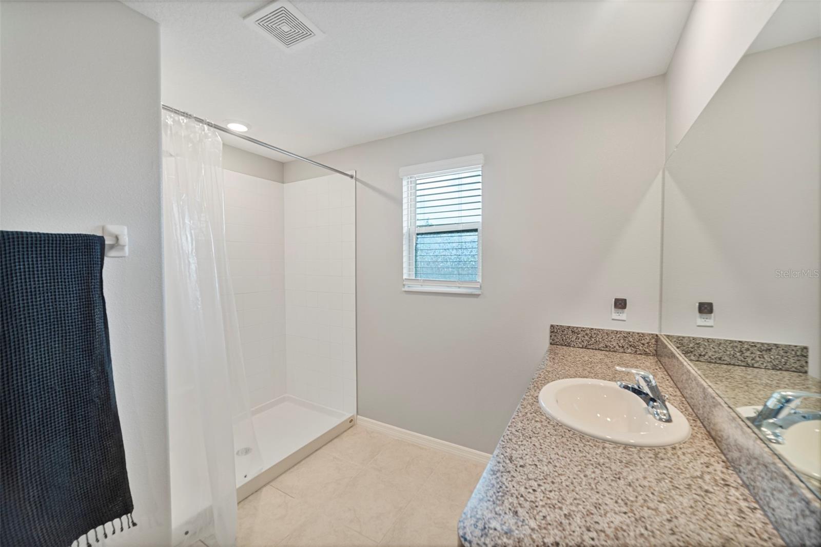 211 RAIN BERRY AVE, RUSKIN, FL, 33570