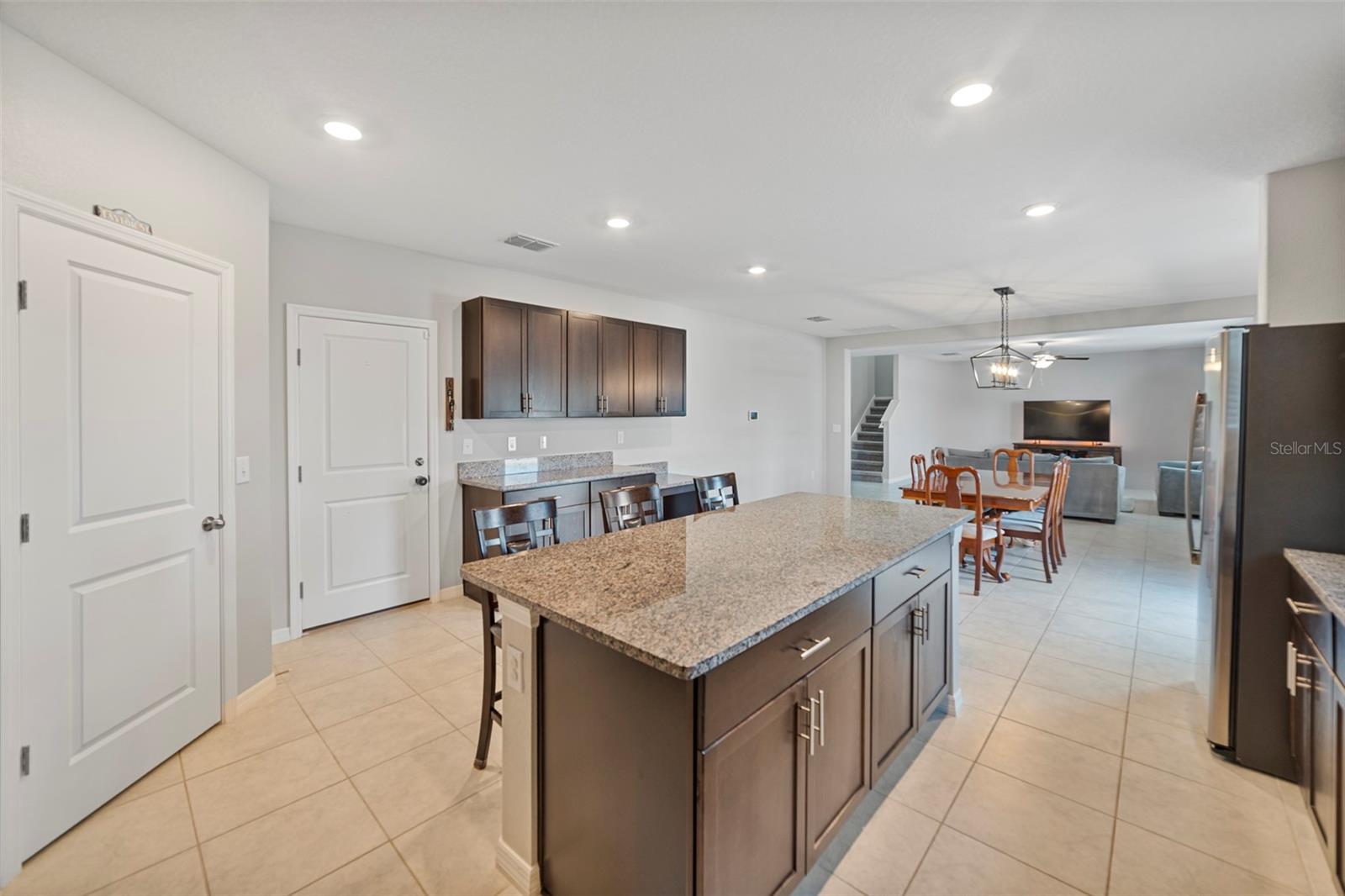 211 RAIN BERRY AVE, RUSKIN, FL, 33570