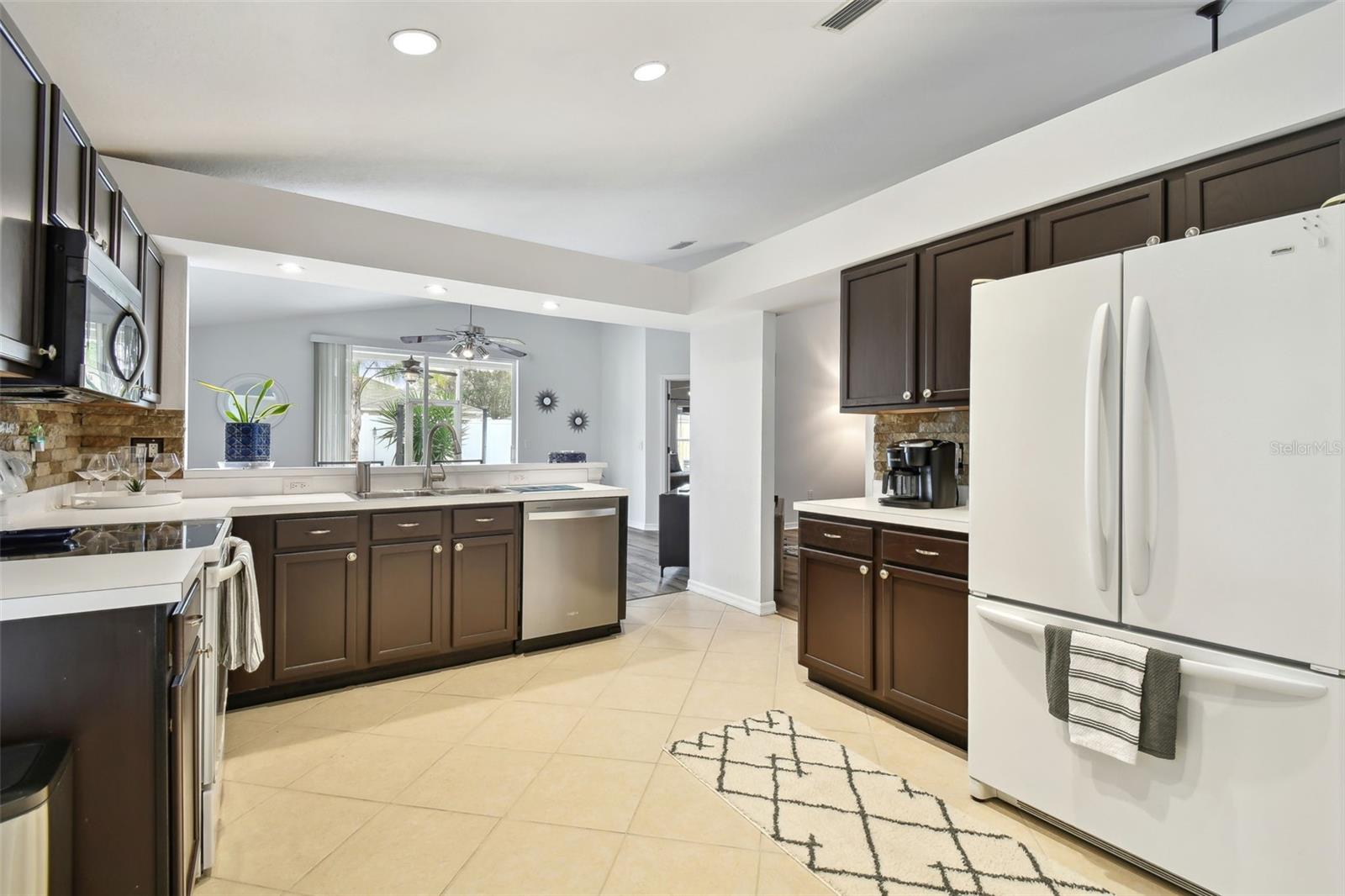 6410 CHAPEL PINES BLVD, WESLEY CHAPEL, FL, 33545