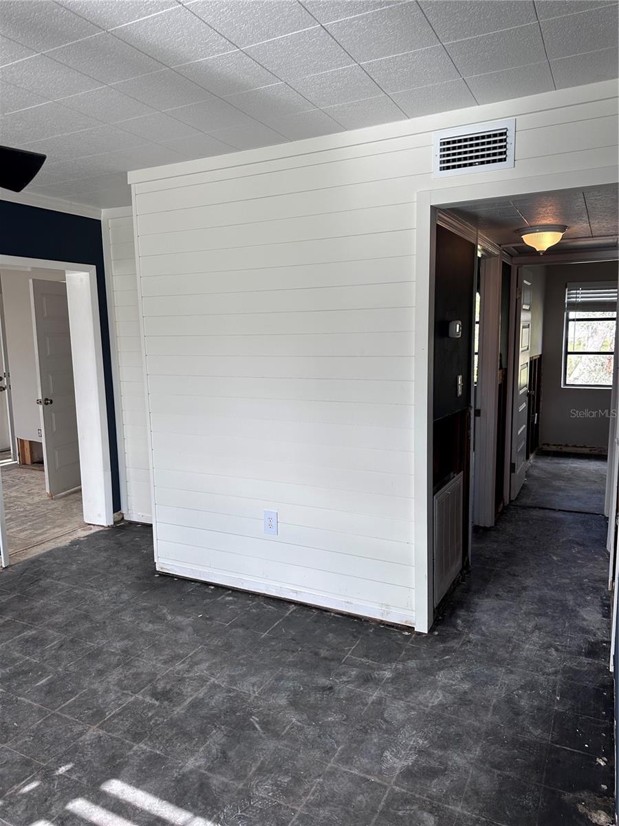 6504 LINCOLN RD, BRADENTON, FL, 34203