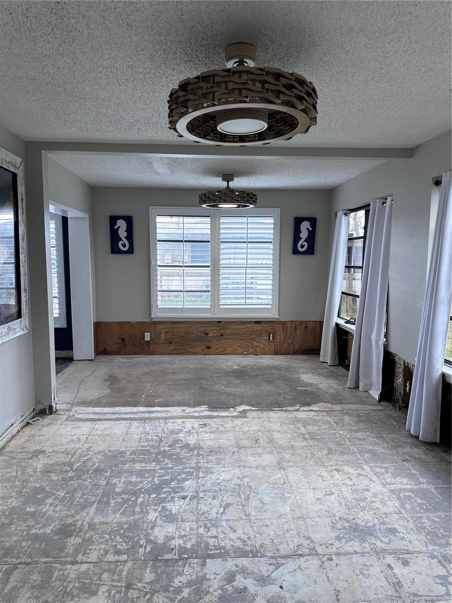 6504 LINCOLN RD, BRADENTON, FL, 34203