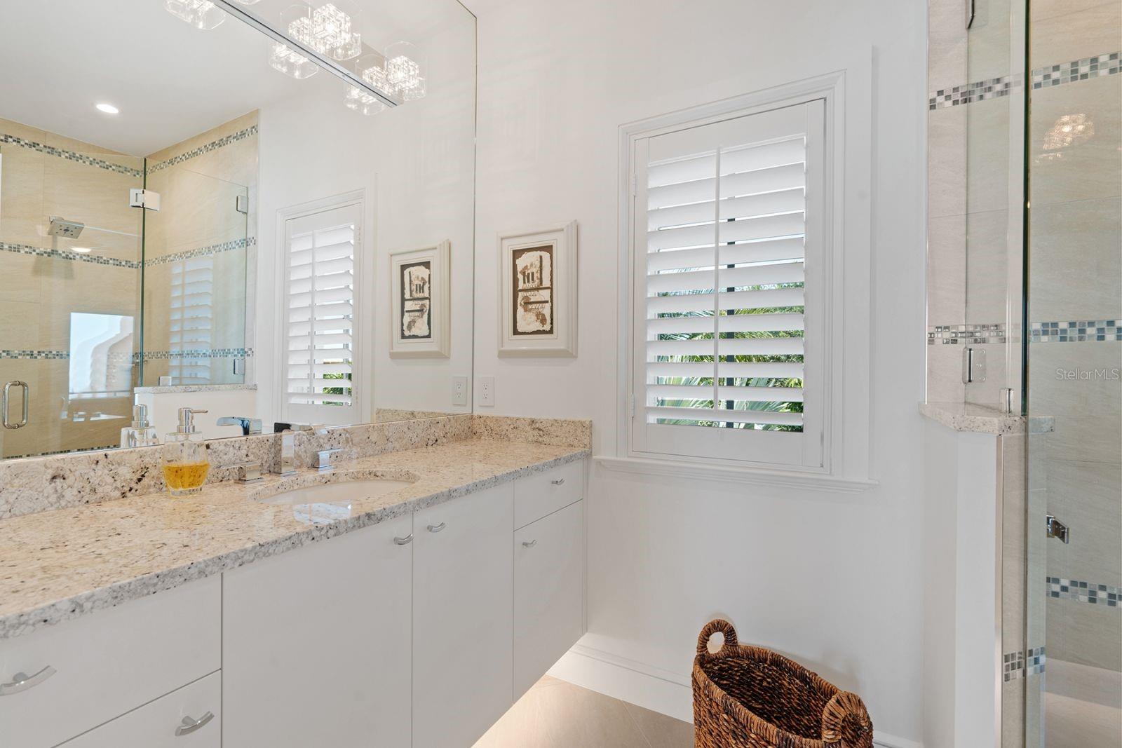 600 PUTTER LN, LONGBOAT KEY, FL, 34228