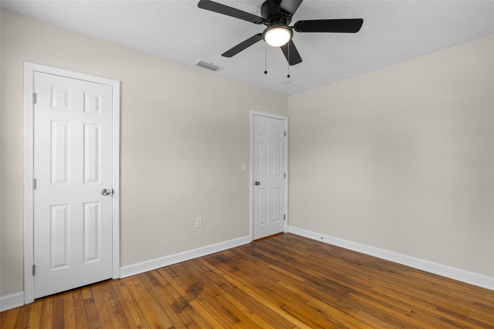 2300 30TH AVE N, SAINT PETERSBURG, FL, 33713