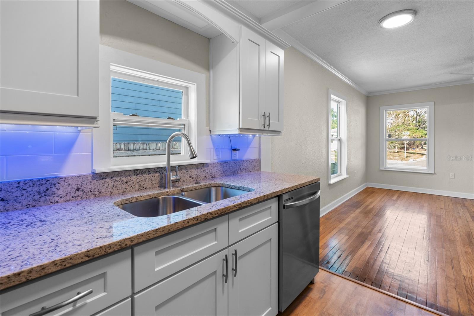 2300 30TH AVE N, SAINT PETERSBURG, FL, 33713