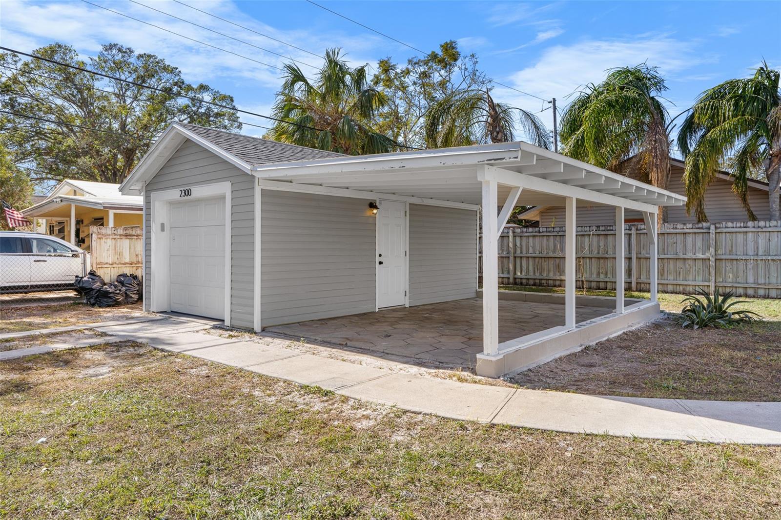 2300 30TH AVE N, SAINT PETERSBURG, FL, 33713