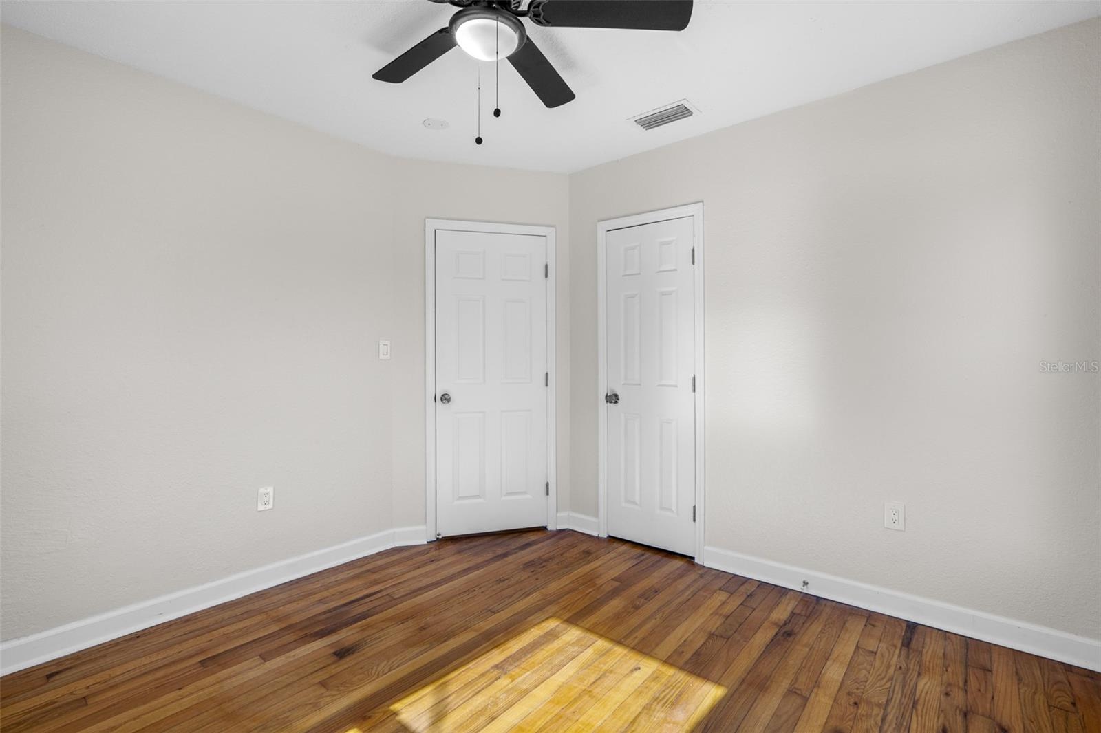 2300 30TH AVE N, SAINT PETERSBURG, FL, 33713