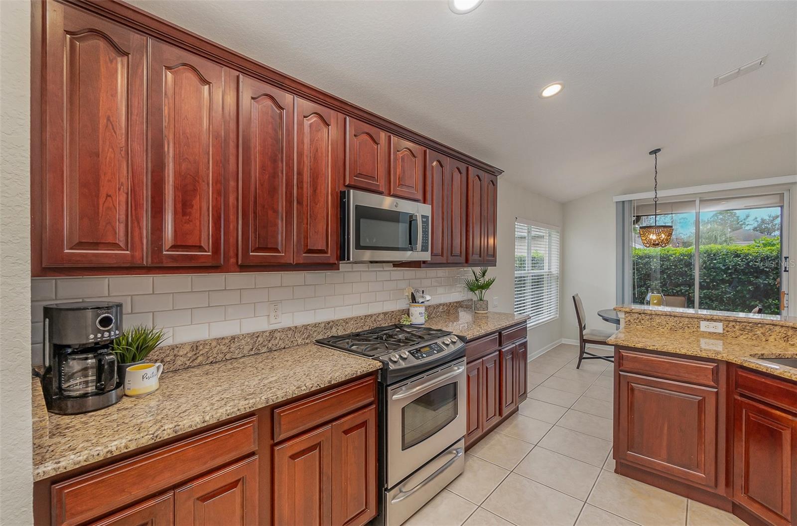 533 ARENA DR, DAVENPORT, FL, 33837