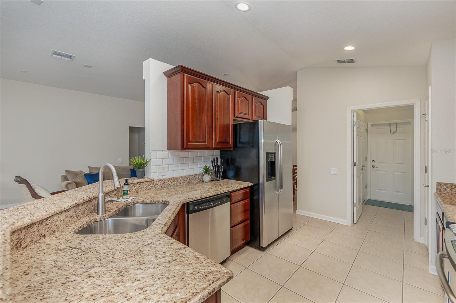 533 ARENA DR, DAVENPORT, FL, 33837