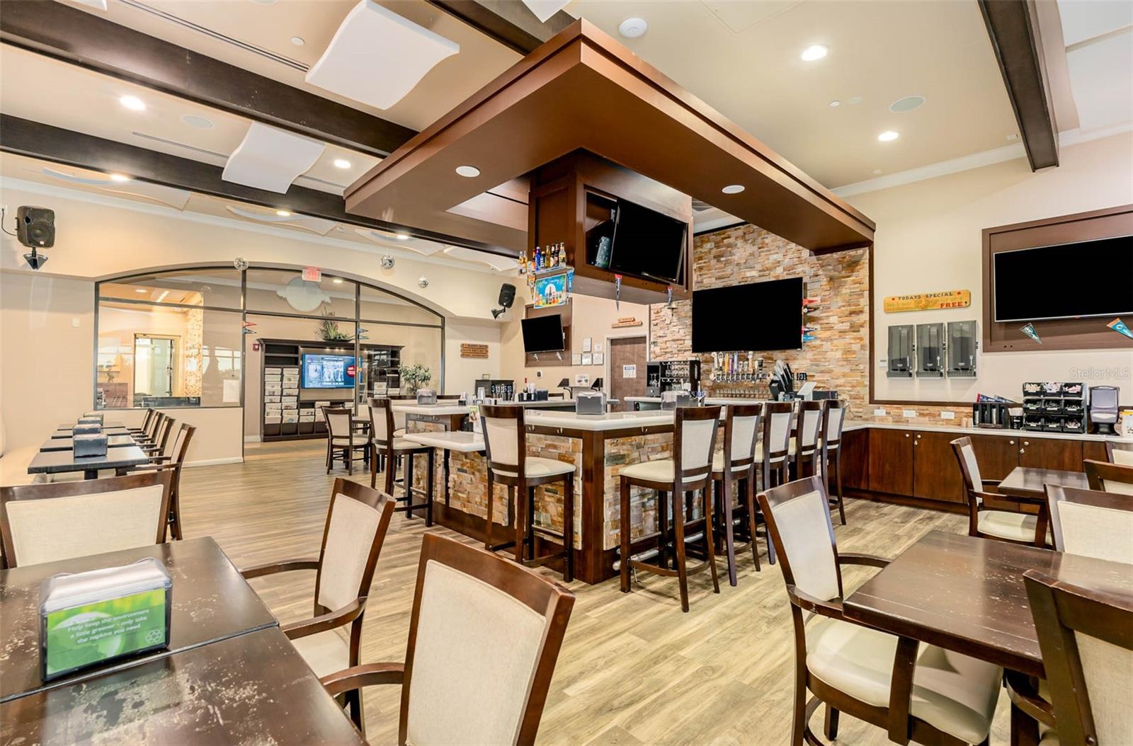 533 ARENA DR, DAVENPORT, FL, 33837