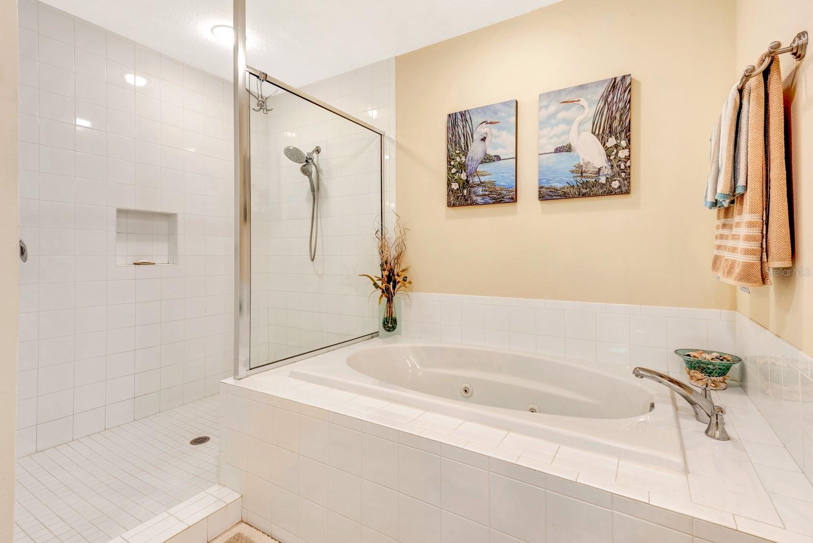 5306 MANORWOOD DR #2A, SARASOTA, FL, 34235