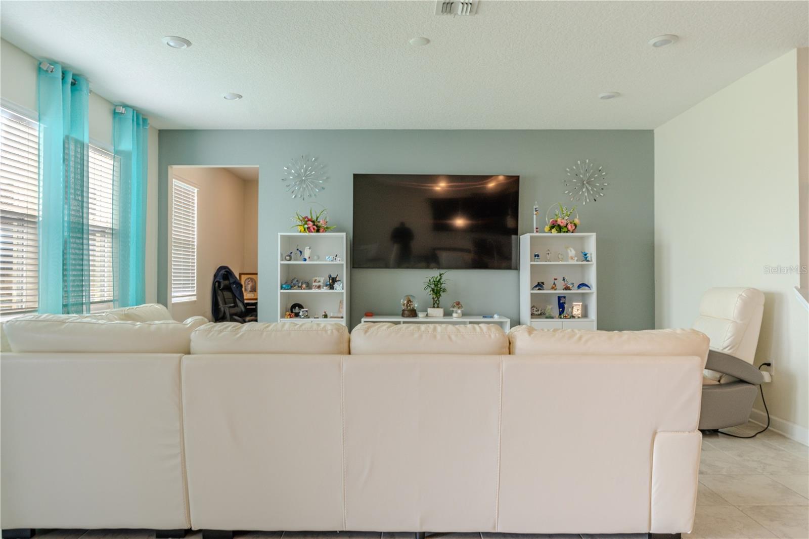 8970 FLUFFY LIE CT, DAVENPORT, FL, 33896
