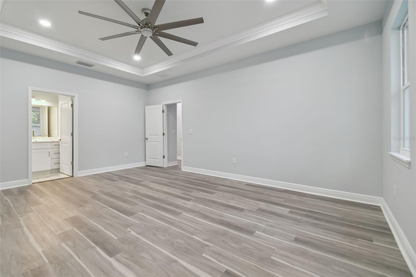 8306 N MARKS ST, TAMPA, FL, 33604