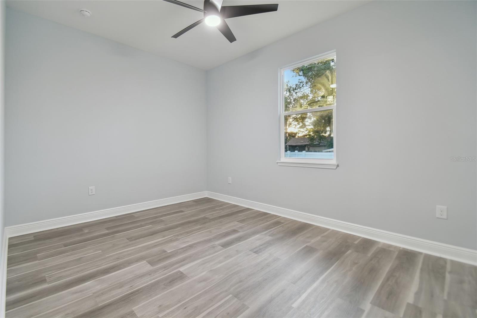 8306 N MARKS ST, TAMPA, FL, 33604