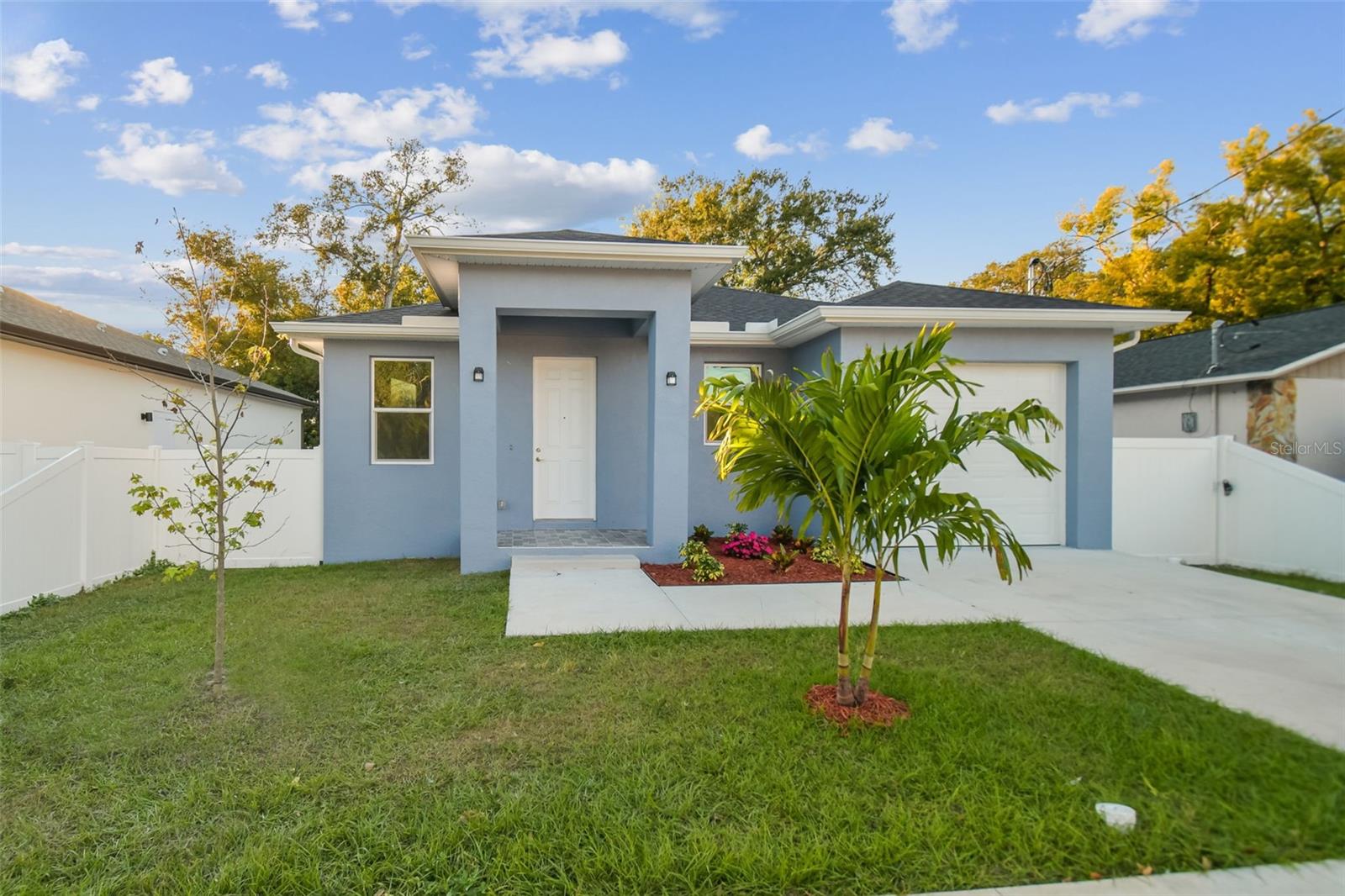 8306 N MARKS ST, TAMPA, FL, 33604