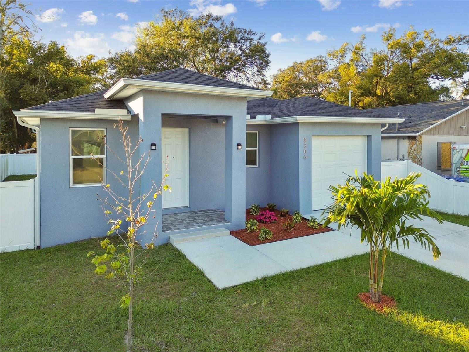 8306 N MARKS ST, TAMPA, FL, 33604