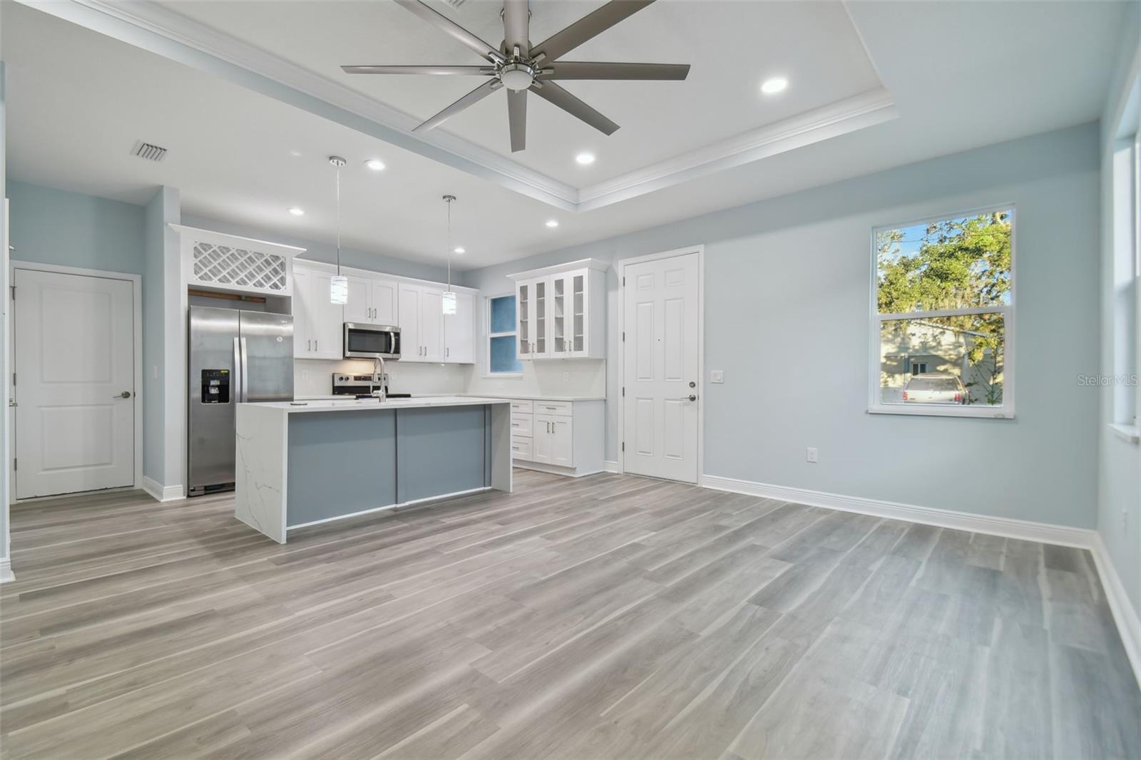 8306 N MARKS ST, TAMPA, FL, 33604
