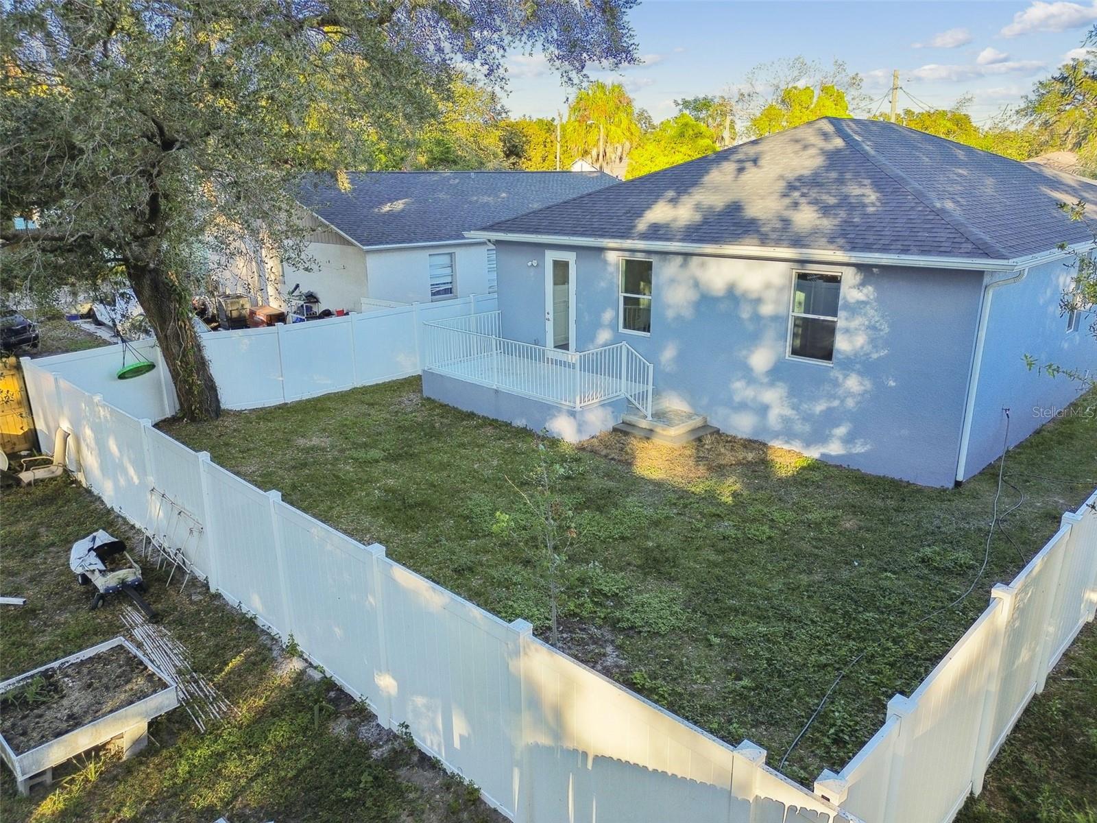 8306 N MARKS ST, TAMPA, FL, 33604