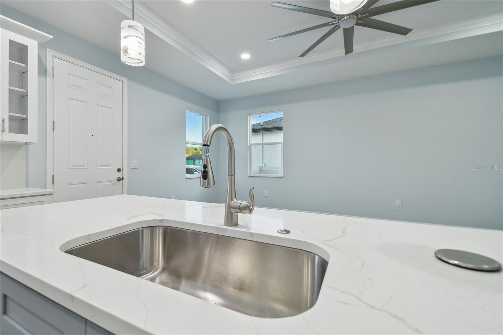 8306 N MARKS ST, TAMPA, FL, 33604