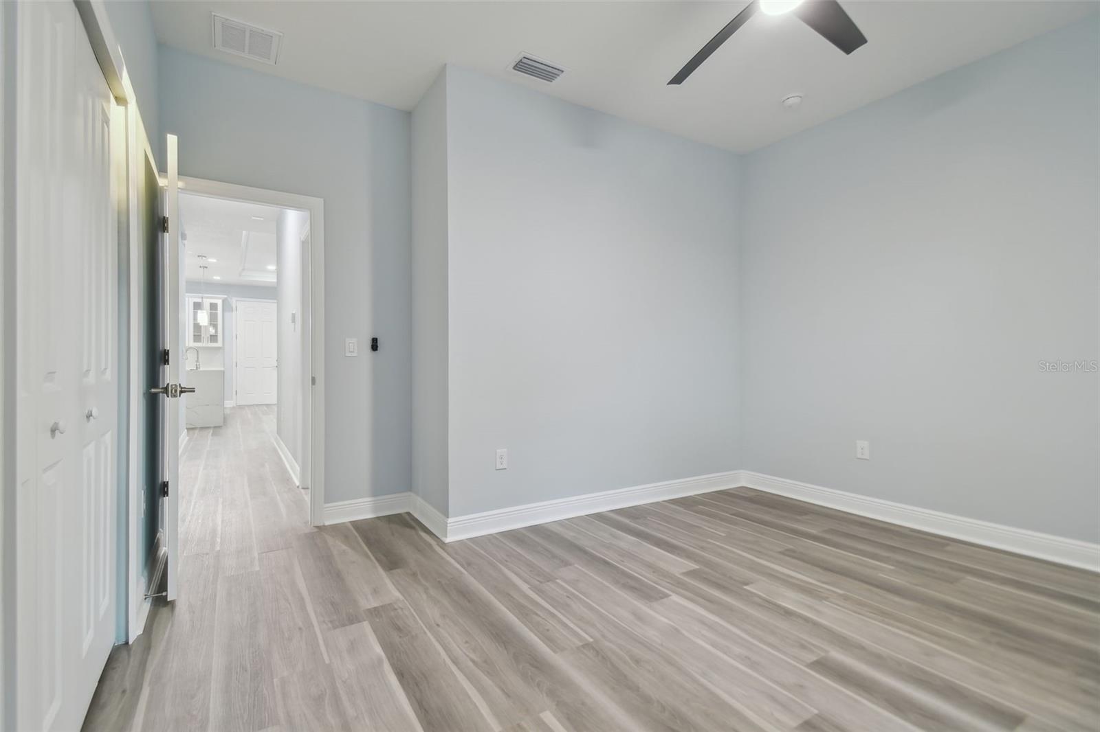 8306 N MARKS ST, TAMPA, FL, 33604