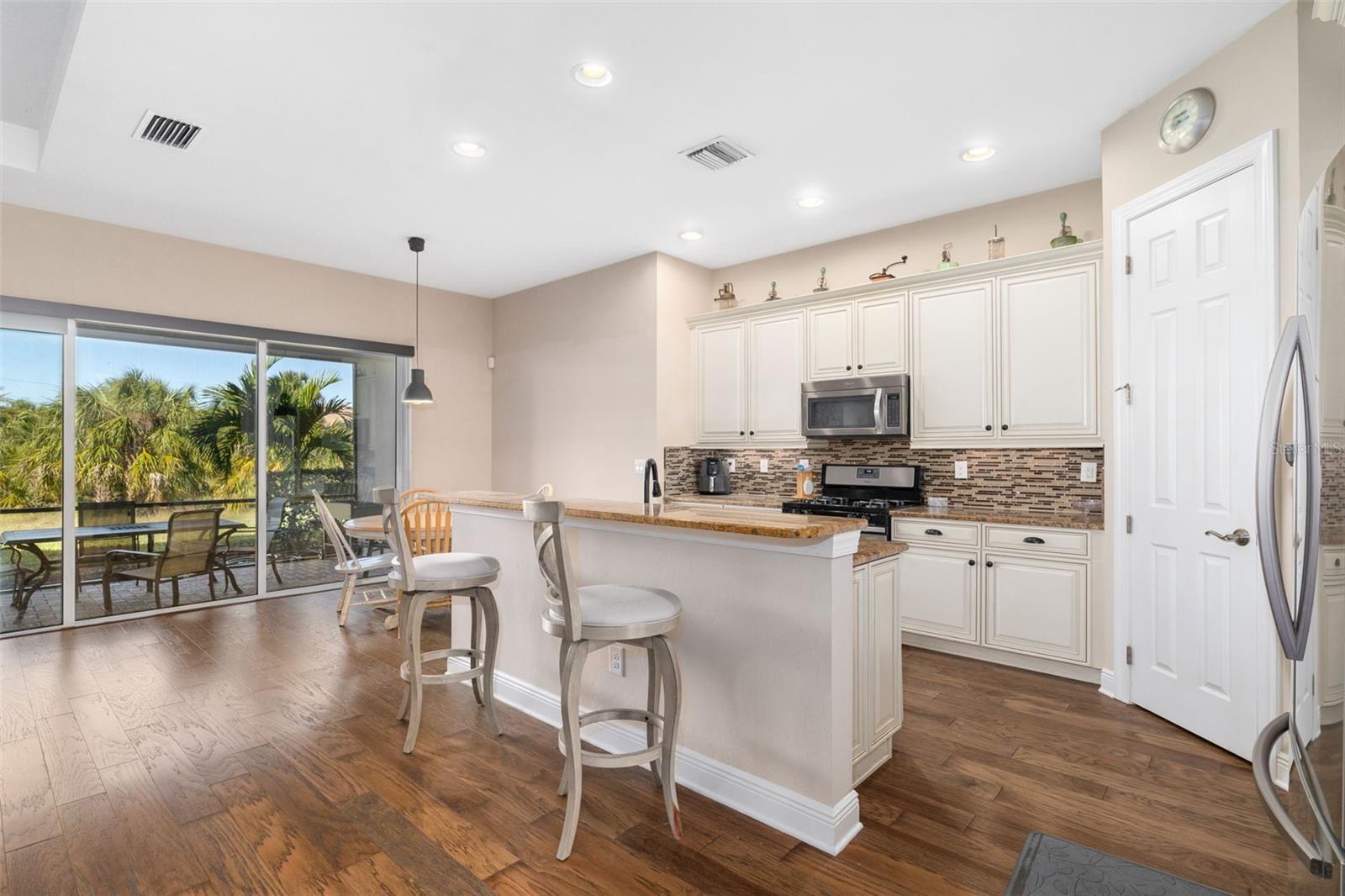 942 PRESERVATION ST, BRADENTON, FL, 34208
