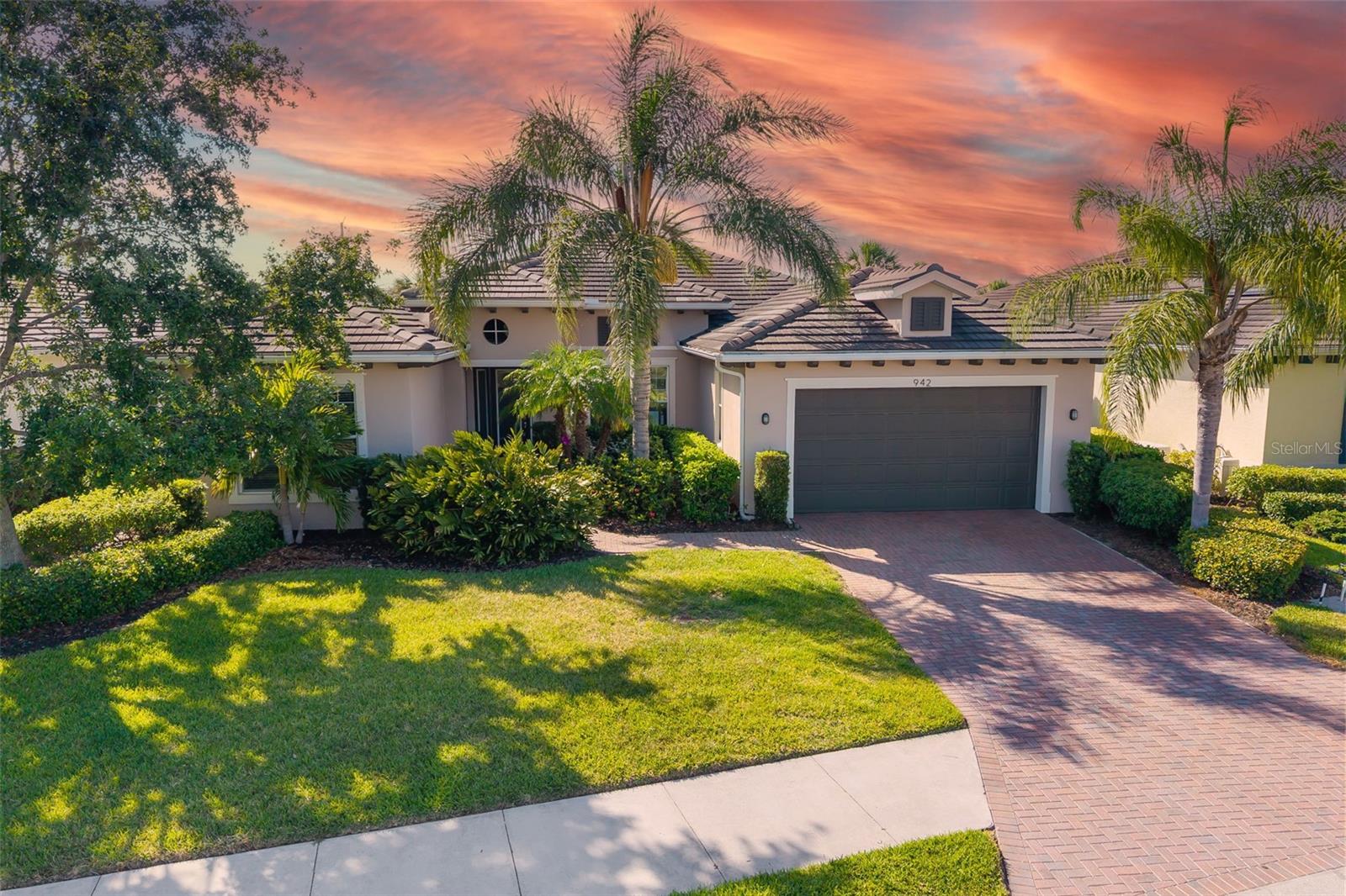 942 PRESERVATION ST, BRADENTON, FL, 34208