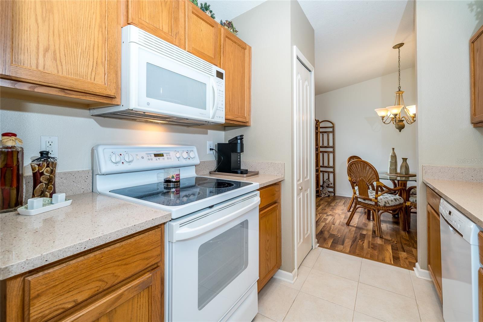 5246 GATO DEL SOL CIR, WESLEY CHAPEL, FL, 33544