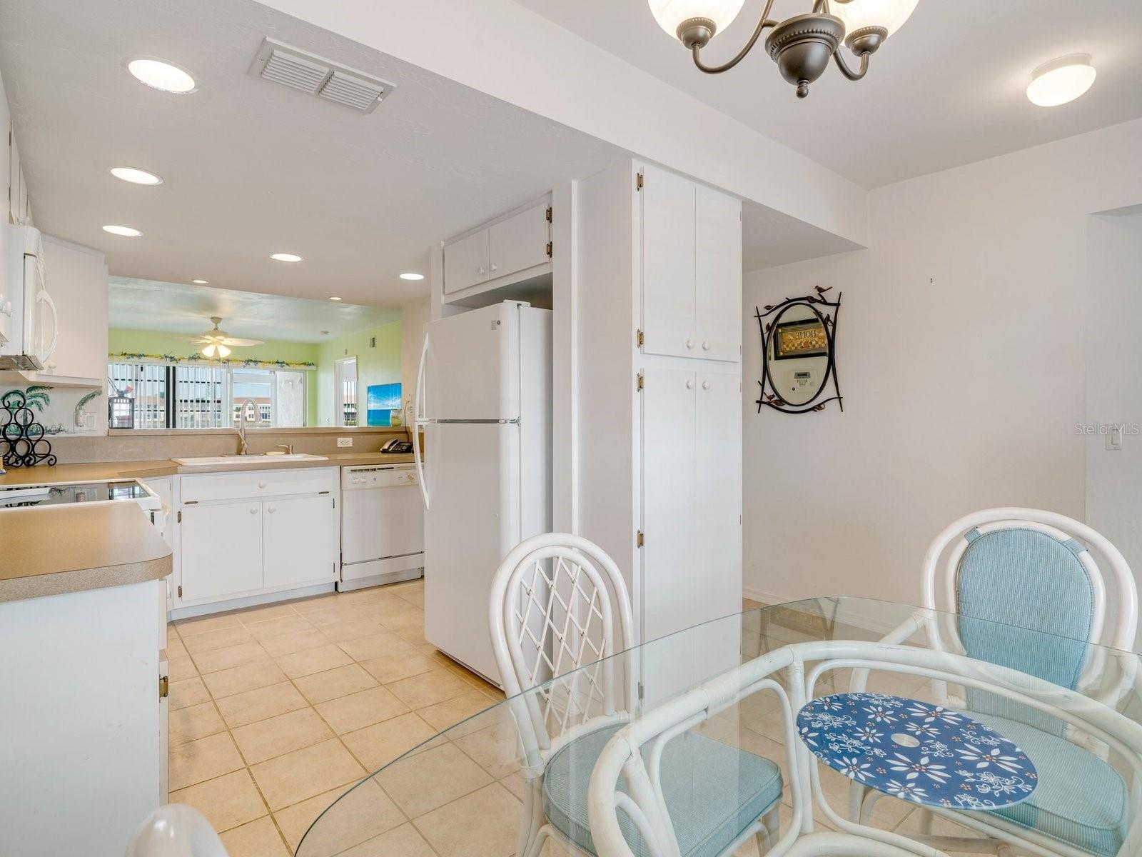11644 SW EGRET CIR #1304, LAKE SUZY, FL, 34269