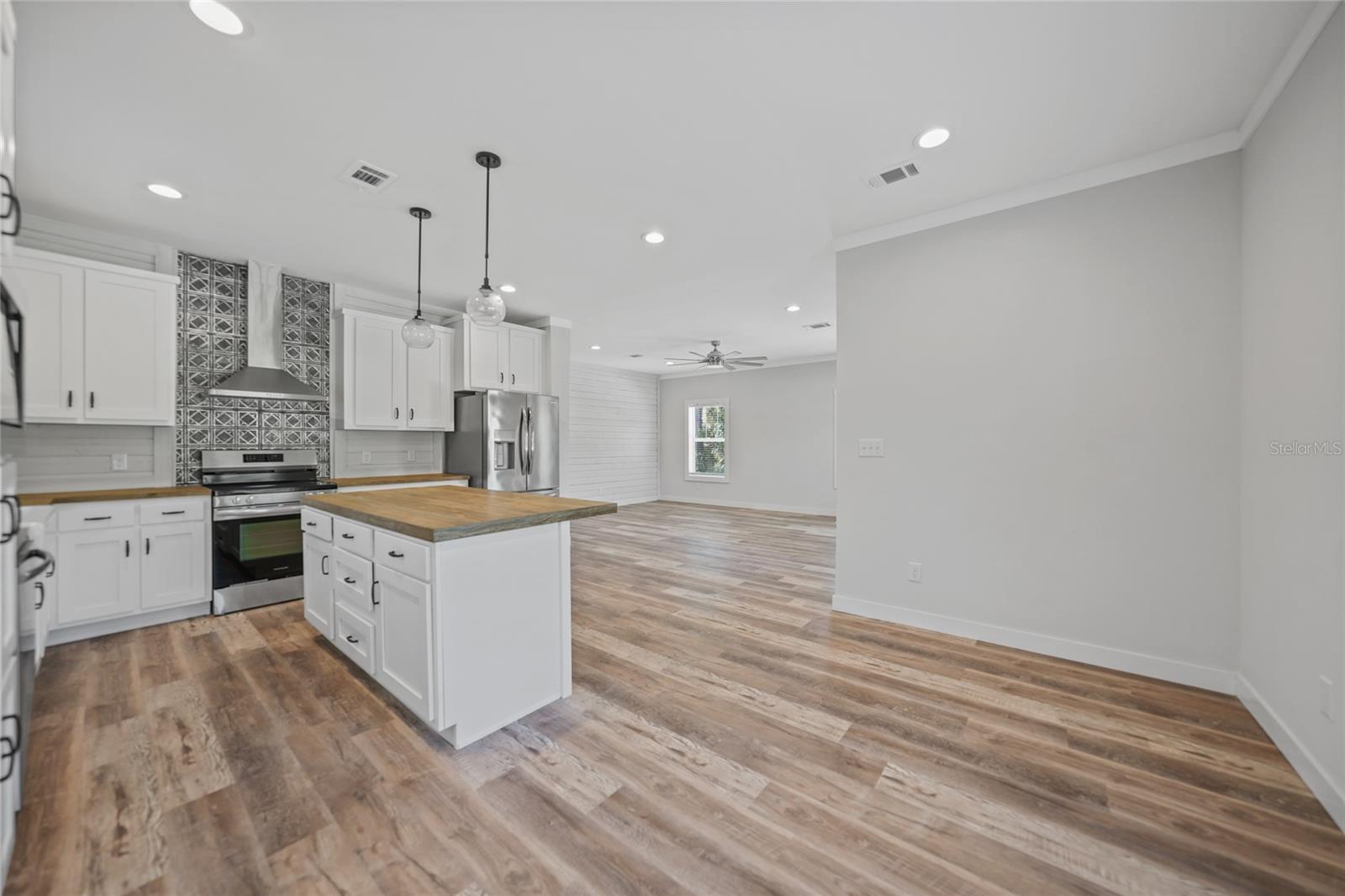 19095 WILLARD AVE, PORT CHARLOTTE, FL, 33954