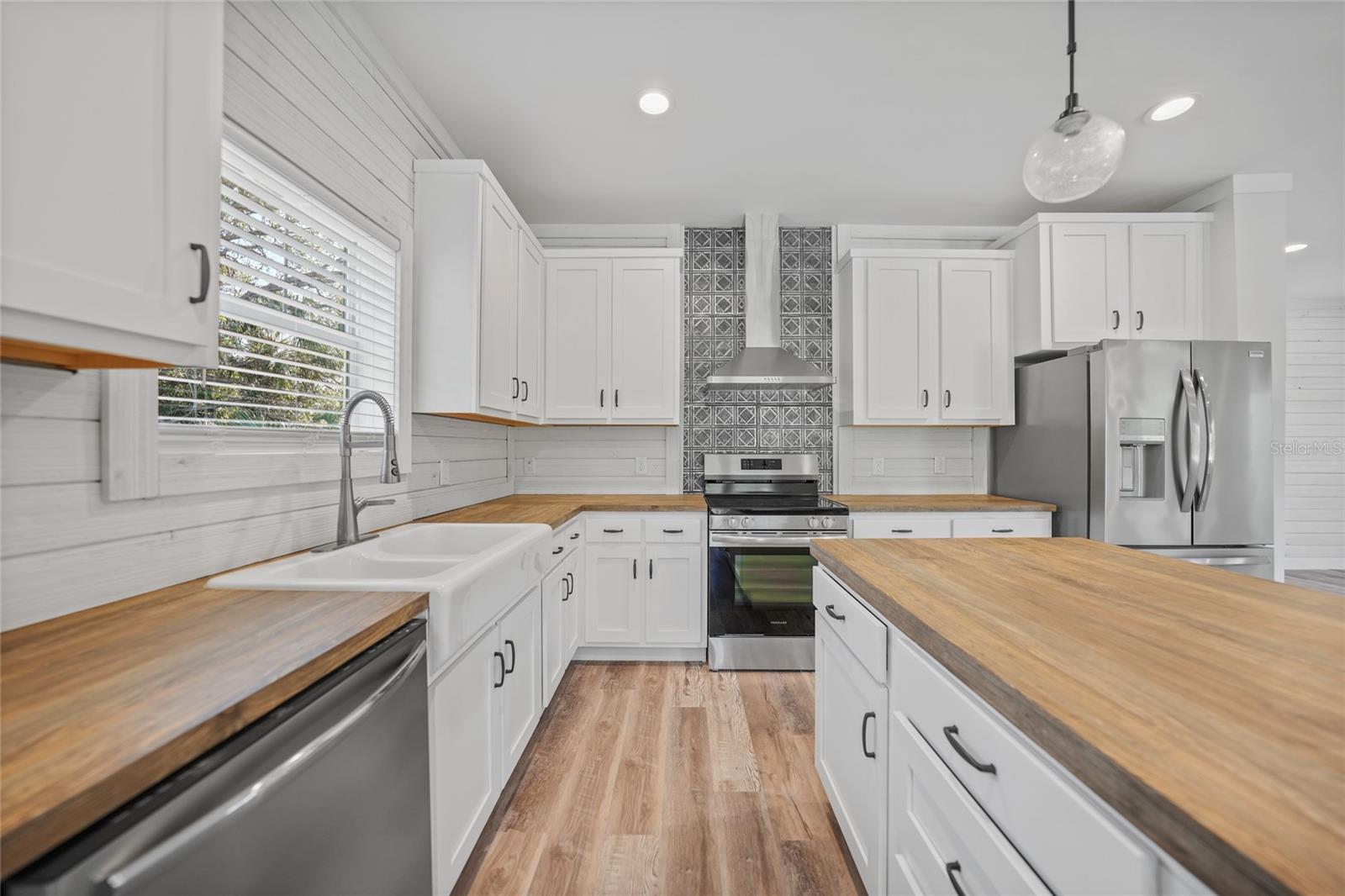 19095 WILLARD AVE, PORT CHARLOTTE, FL, 33954