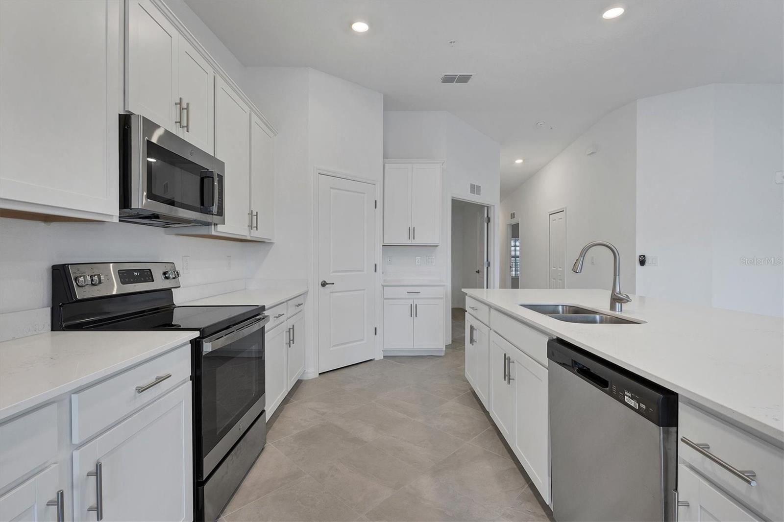 12470 WELLEN GOLF ST #203, VENICE, FL, 34293