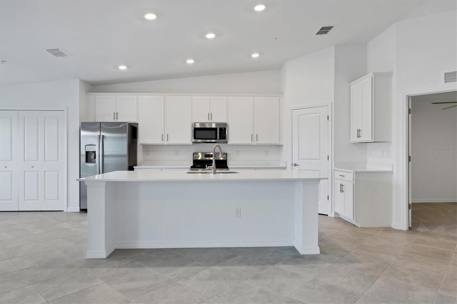 12470 WELLEN GOLF ST #203, VENICE, FL, 34293