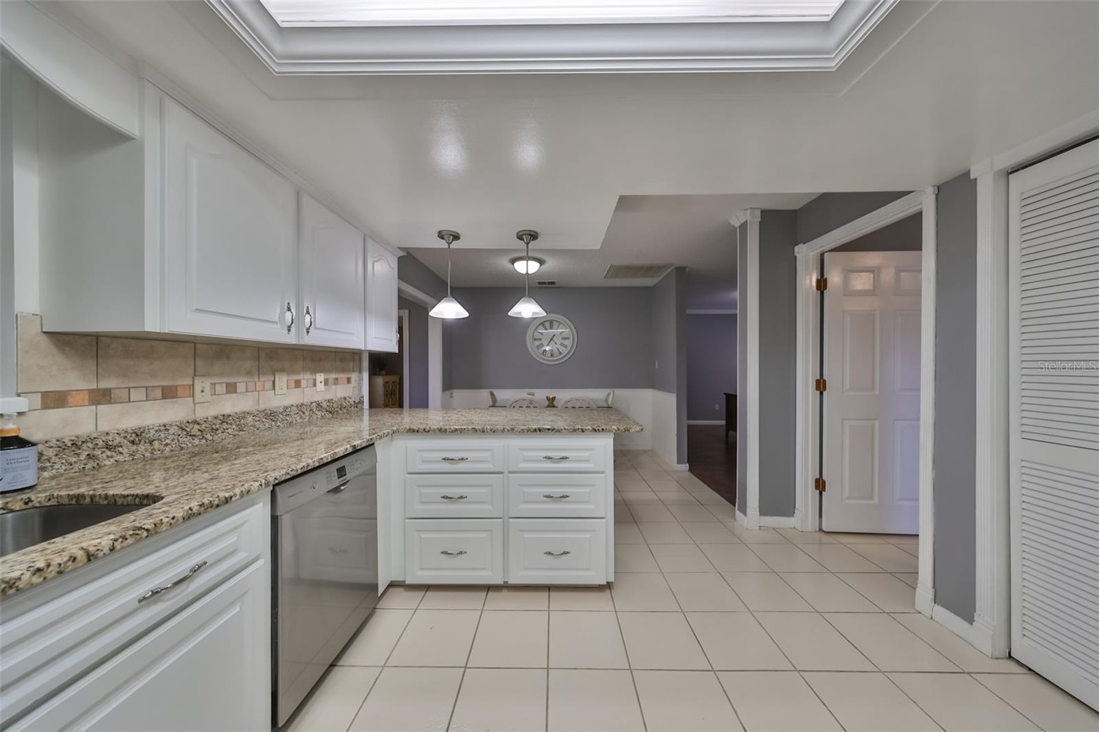 703 ELKHORN RD, SUN CITY CENTER, FL, 33573
